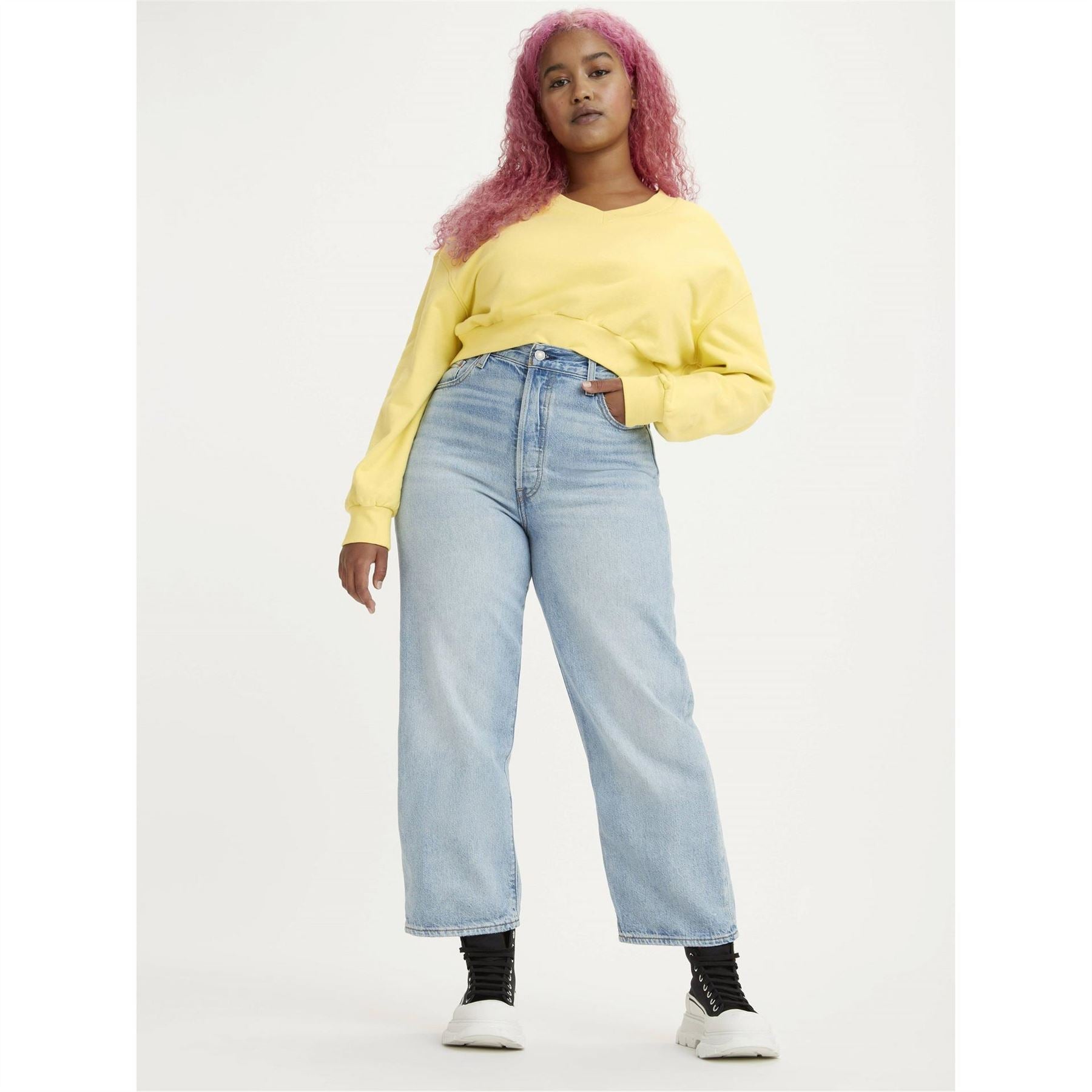 Levis Ribcage Jeans