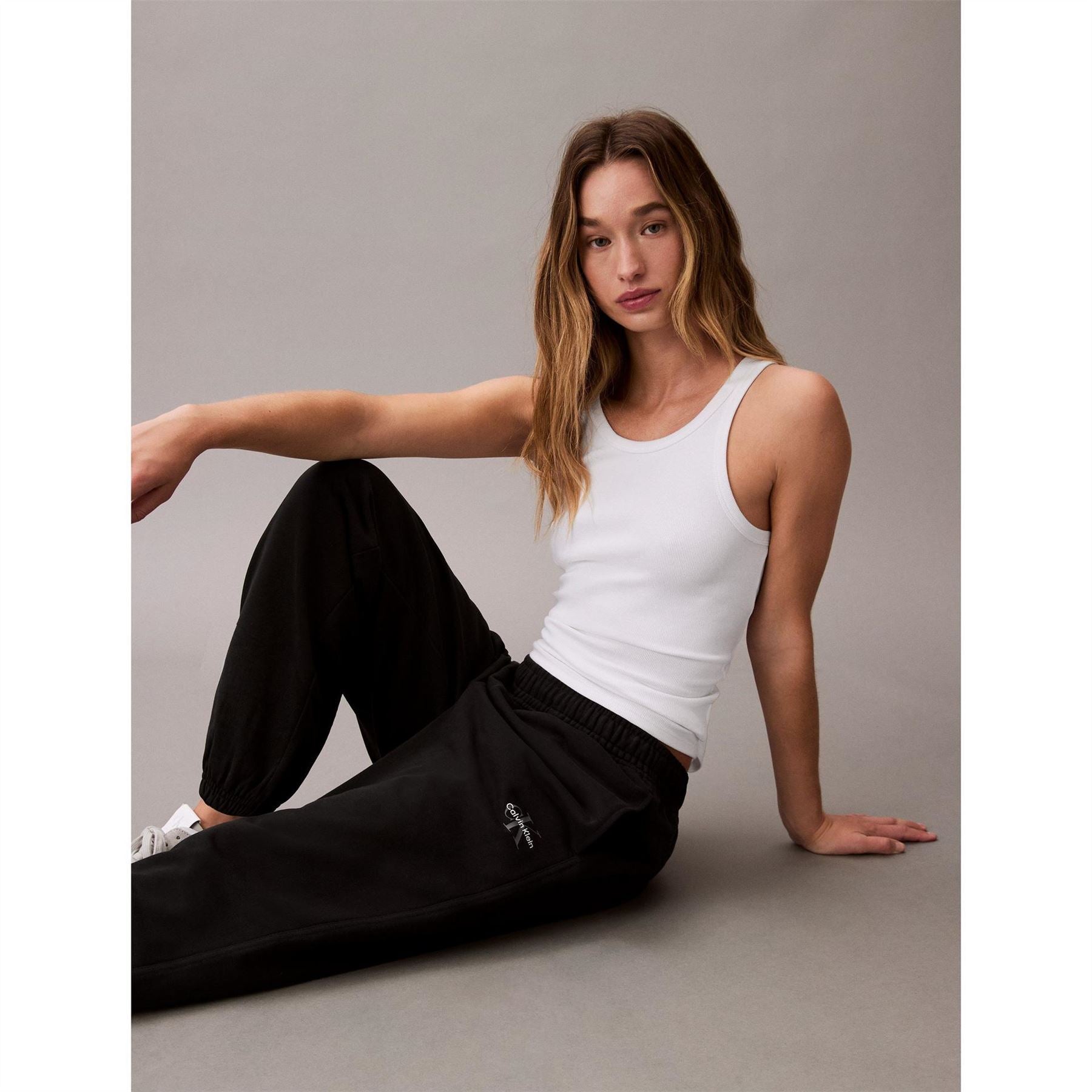 Calvin Klein Jeans Ckj Mono Closed Hem Fleece Joggers