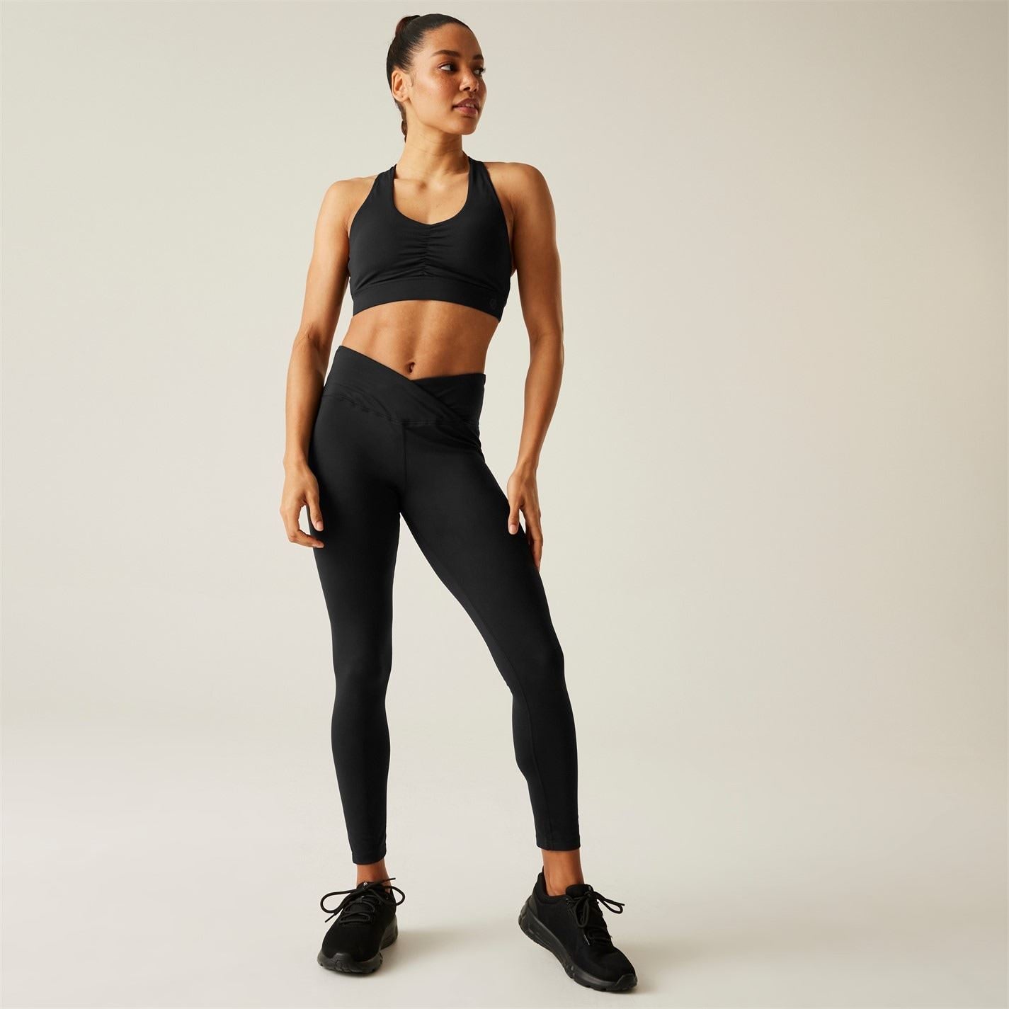 Dare 2b Snug Fit Scoop Neck Sports Bra