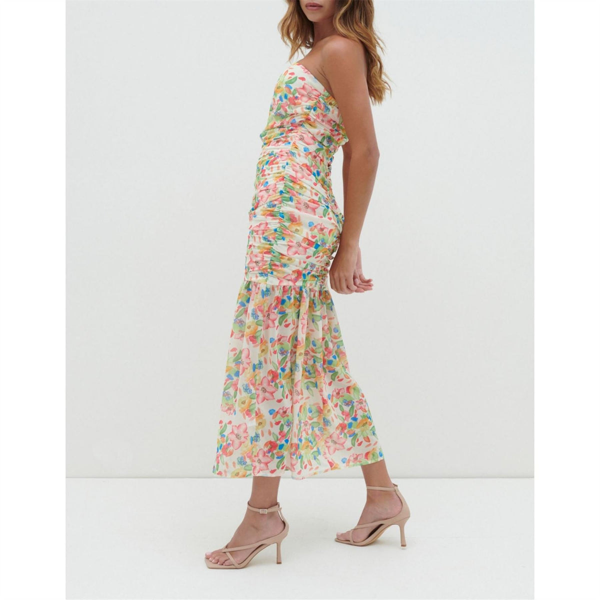 Pretty Lavish Bodycon Dress
