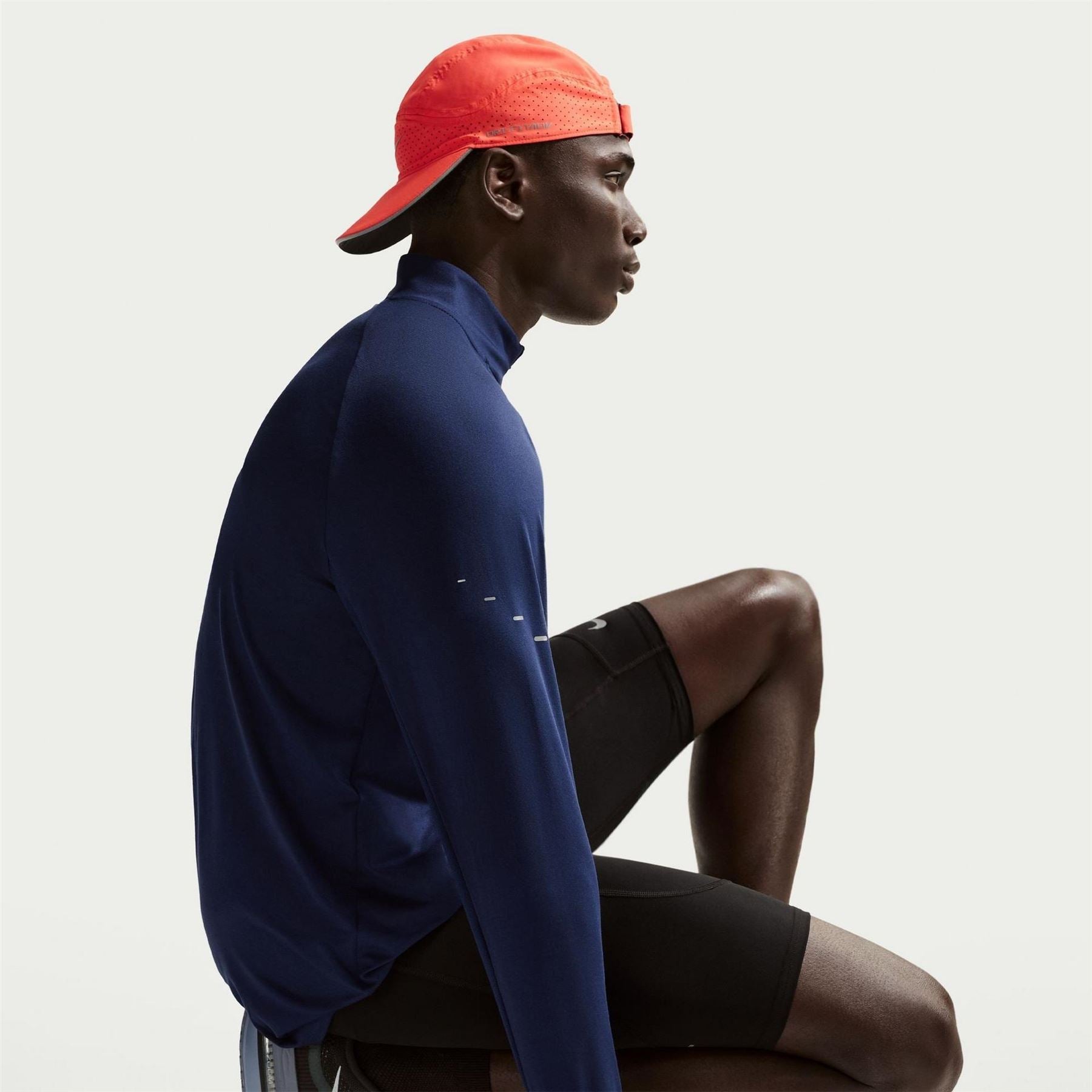 Nike Stride Zip Neck Regular Fit T-Shirt