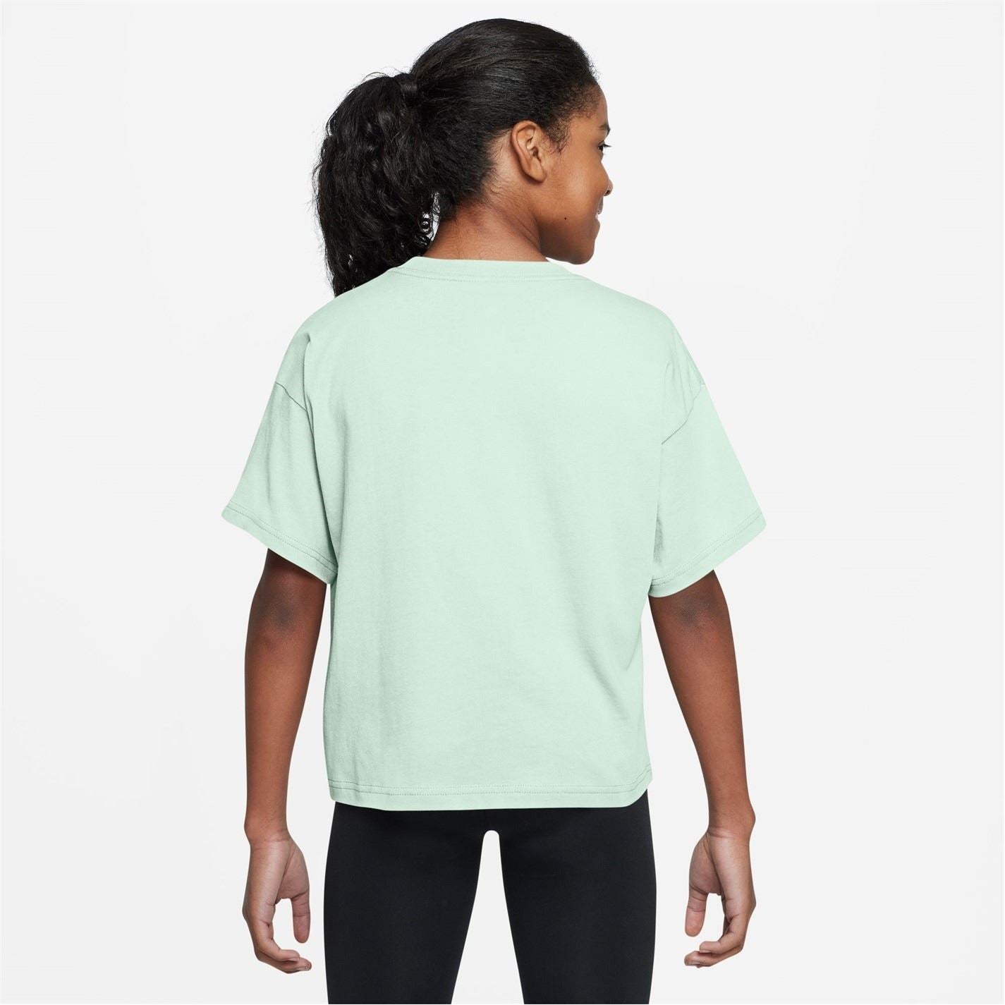 Nike Sportswear Big Kids (girls) T-Shirt