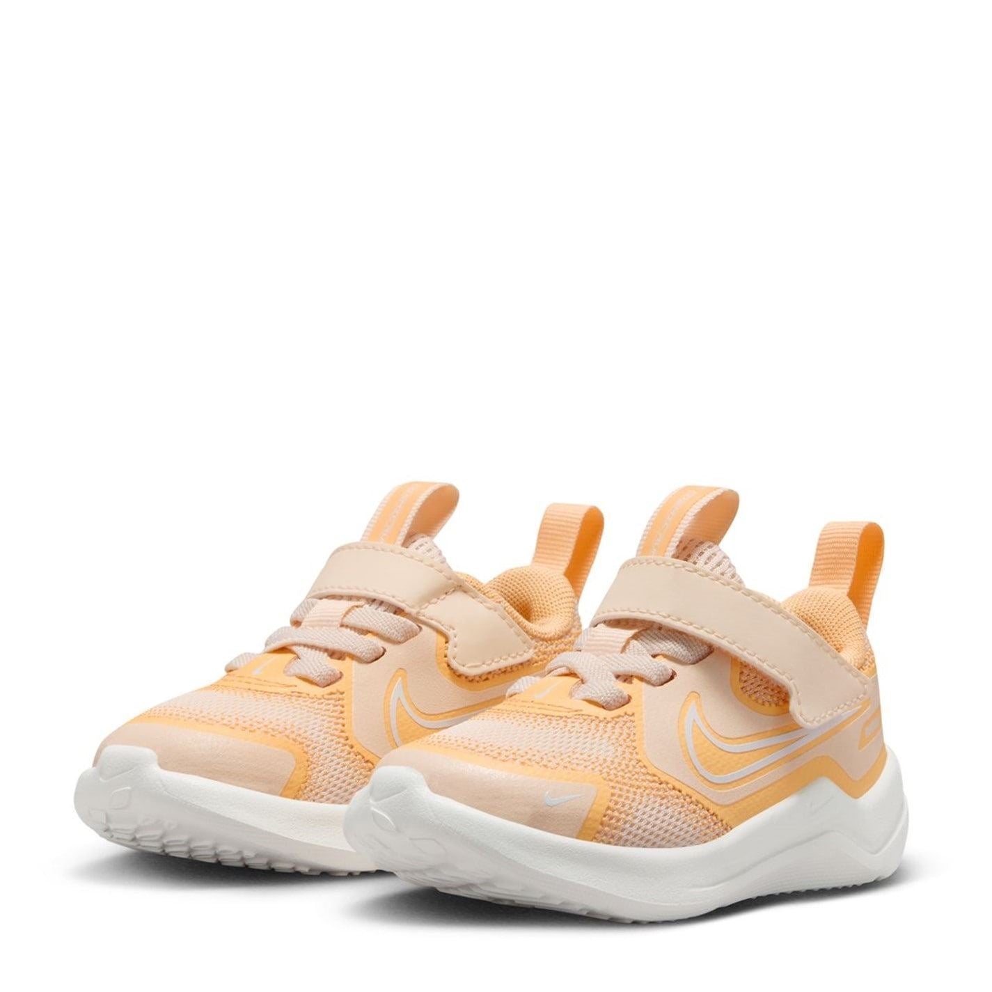 Nike Cosmic Runner Low Top Sneakers with Adjustable Drawstring