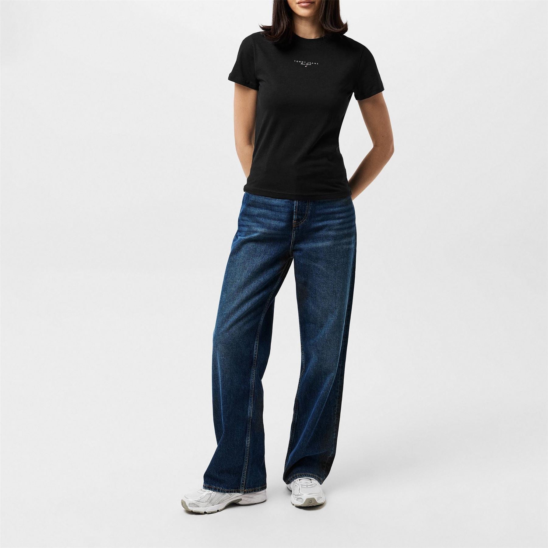 Tommy Jeans Essentials New York Logo Regular Fit T-Shirt