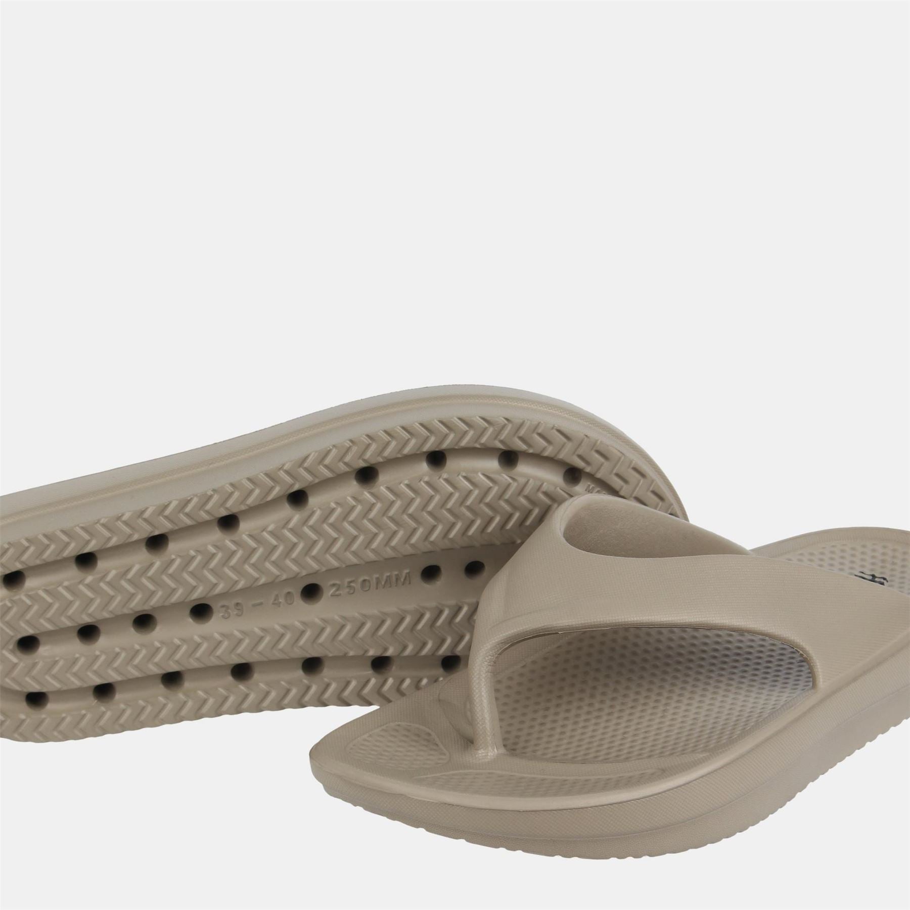 Hot Tuna Tuna Flip Flop Ld53