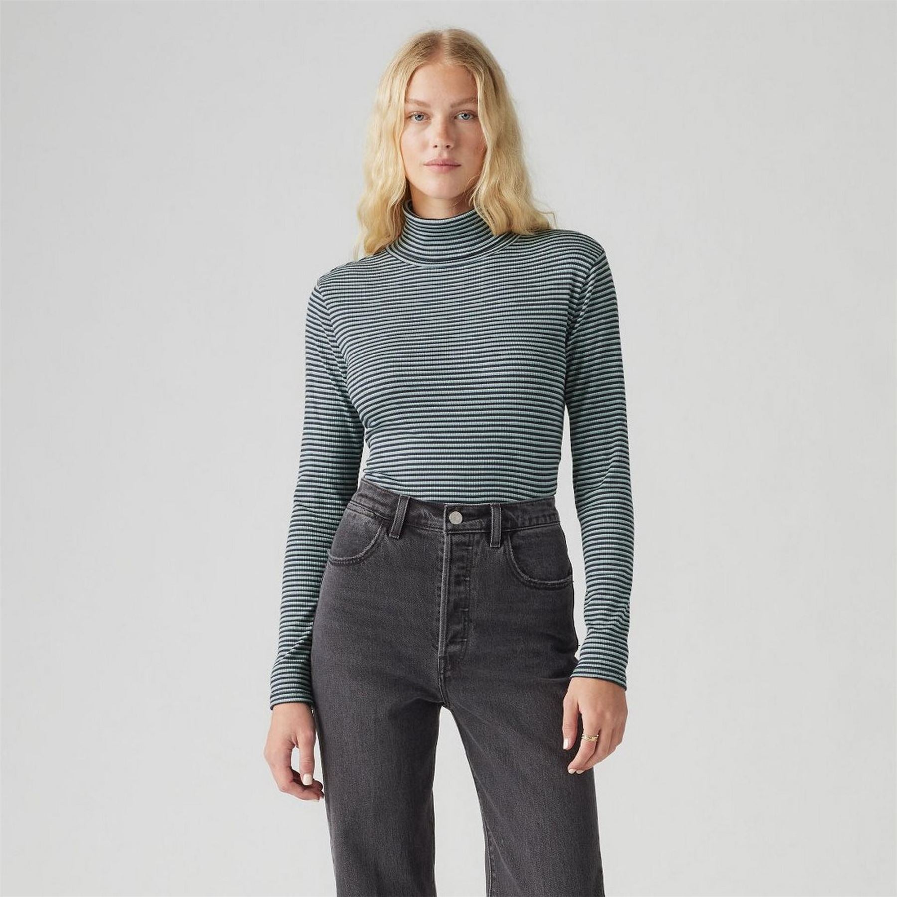 Levis Dreamy Turtleneck Burgundy Long Sleeve T Shirt