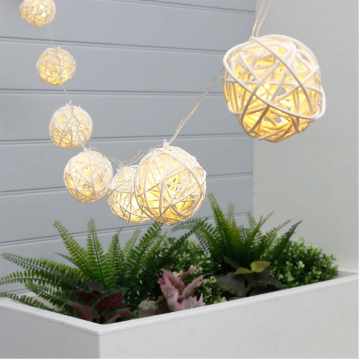 Streetwize Solar Lights