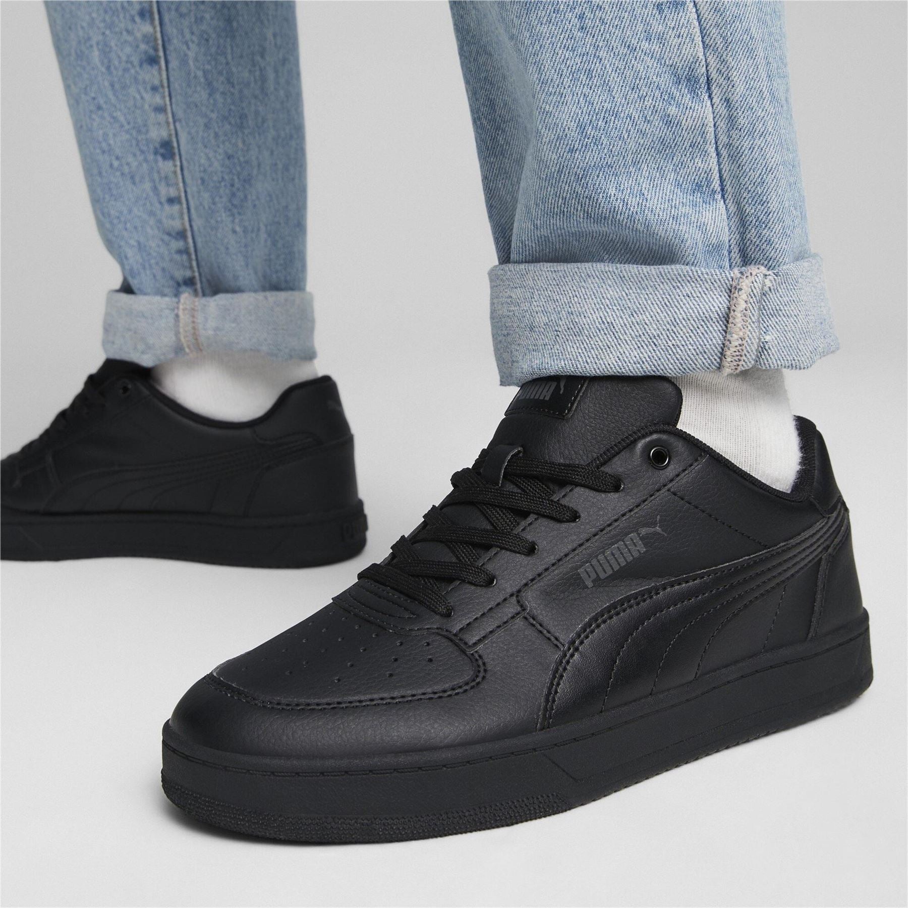Puma Caven 2.0 Lace Up Low Top Sneakers