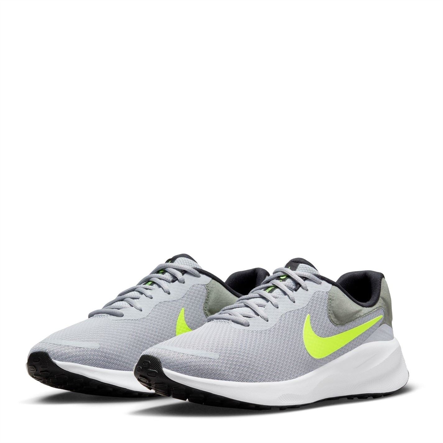 Nike Mens Revolution 7 Road Running Shoes