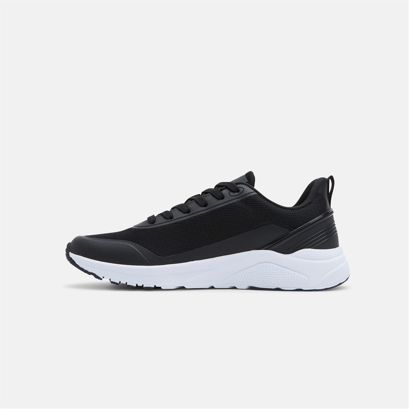 Certified CT 282 Lace-Up Low Top Sneakers