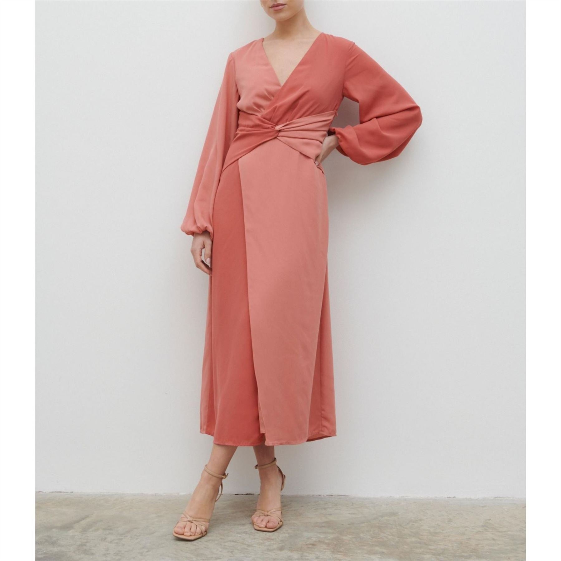Pretty Lavish Friena Knot Contrast Long Sleeve V Neck Midaxi Dress