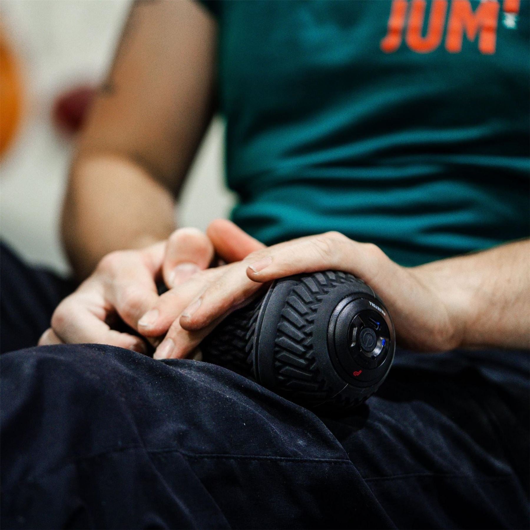Pulseroll Duo Vibrating Peanut Roller