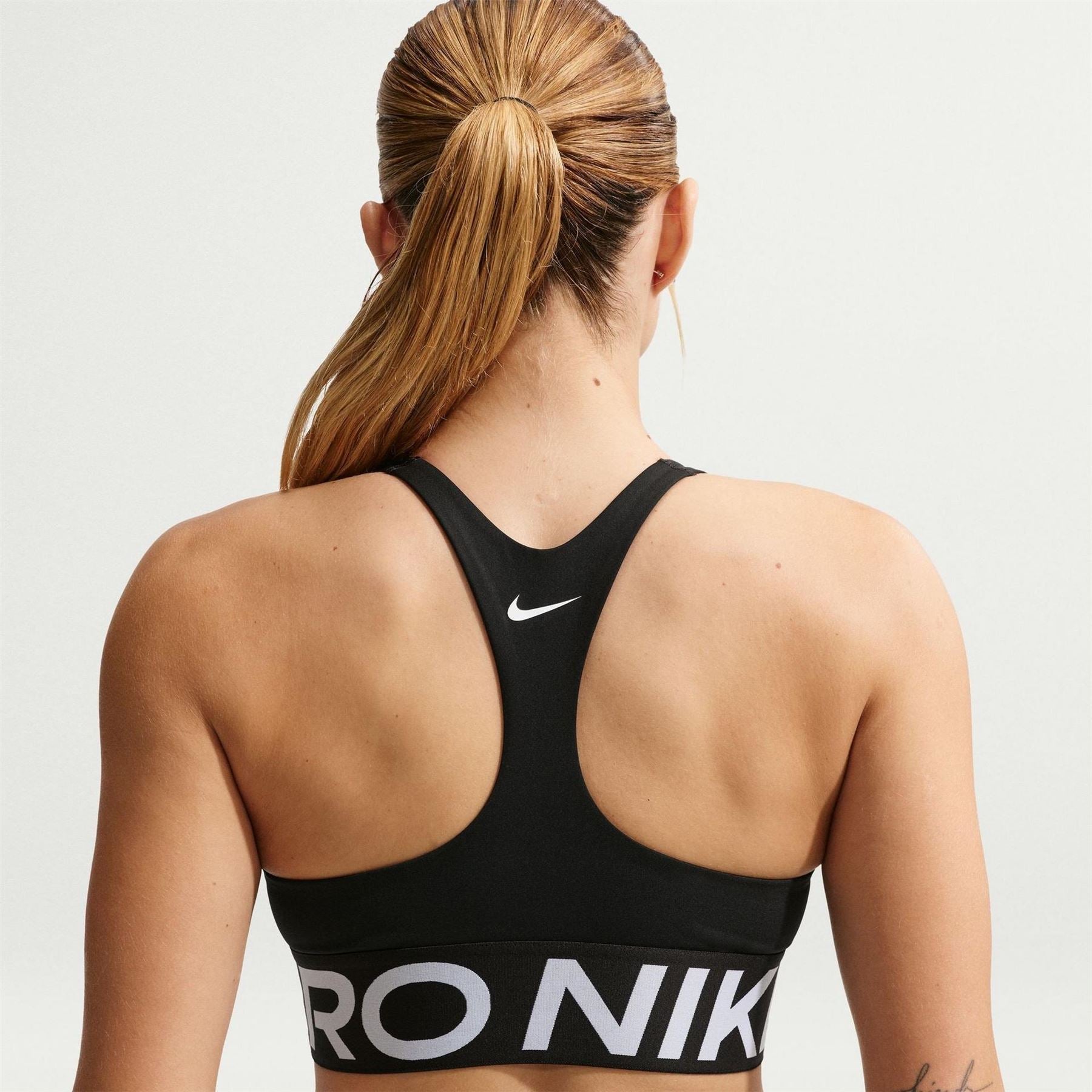 Nike Pro Medium Impact Sports Bra