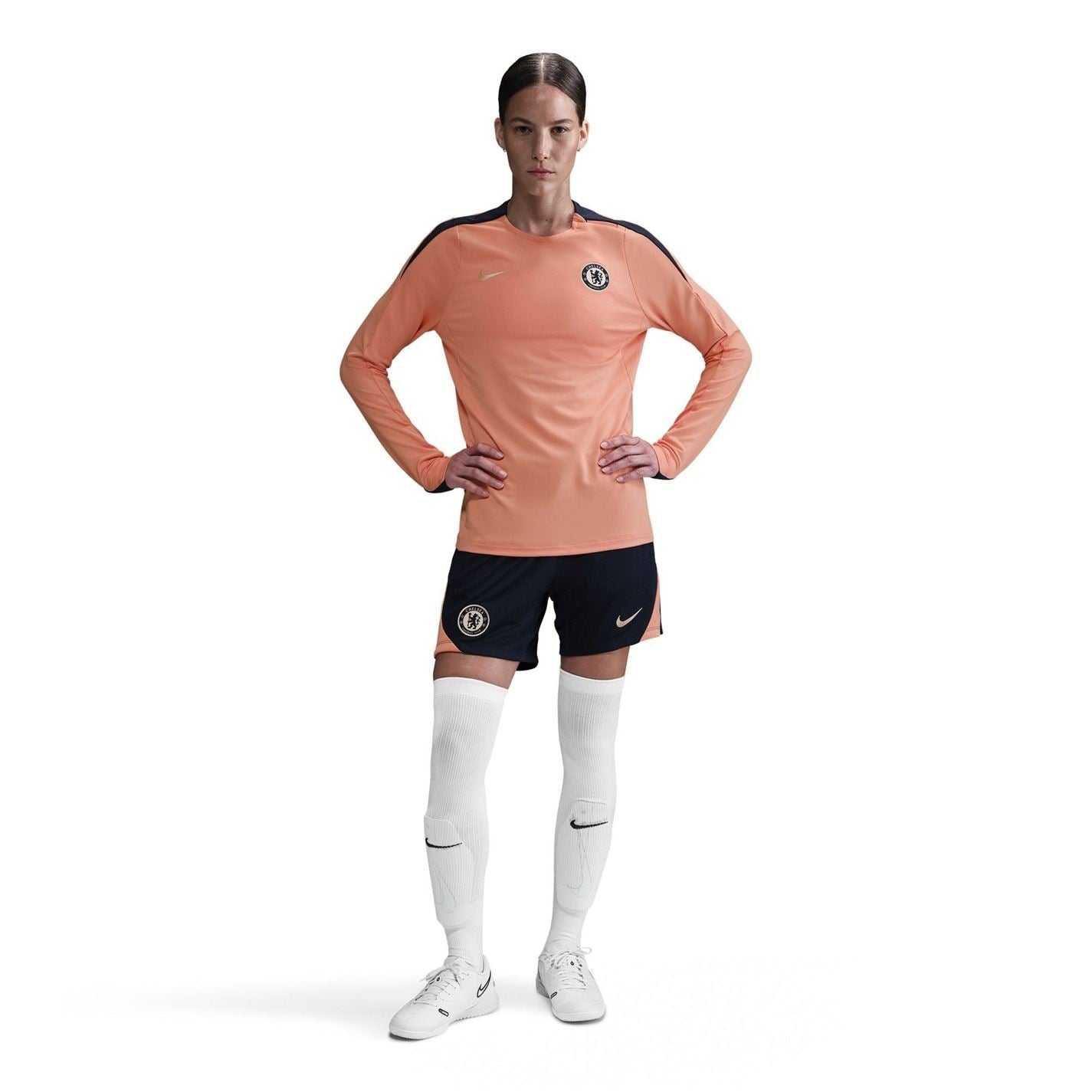 Nike Chelsea Regular Fit Raglan Sleeve Drill Top