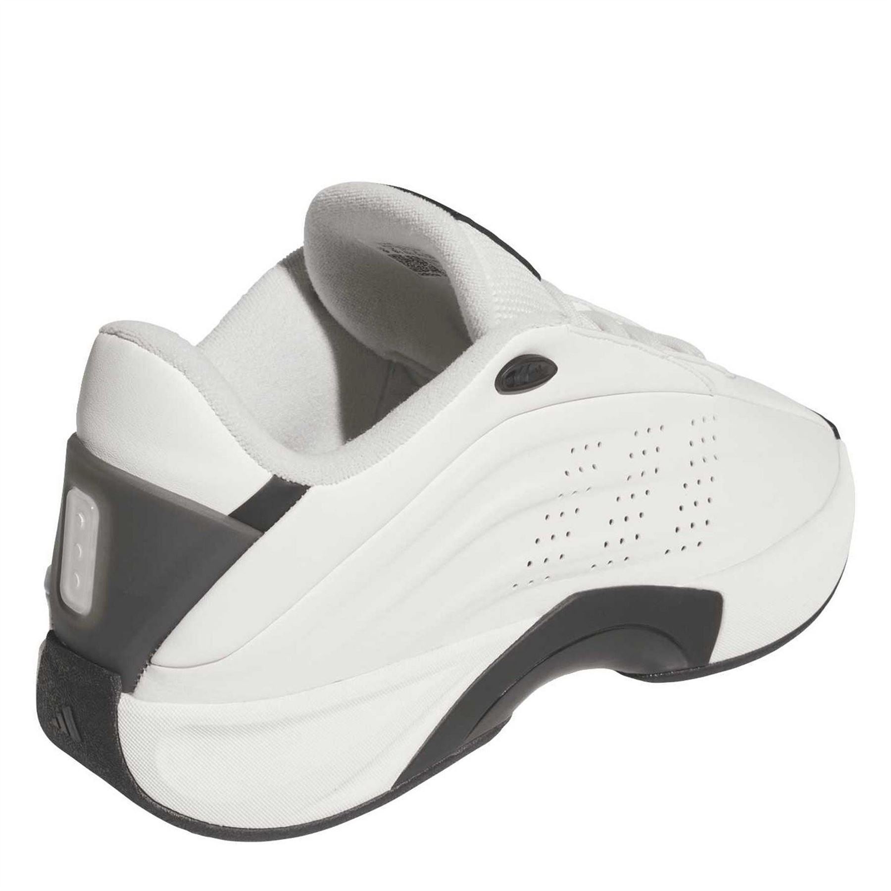 adidas Nova Iiinfini
