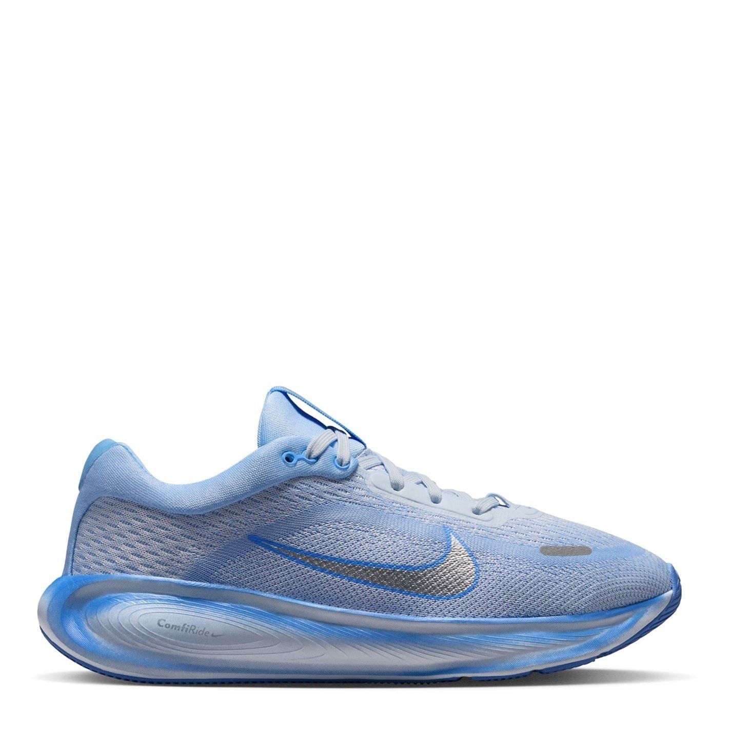 Nike Stellar Ride Low Top Sneakers with Lace-Up Closure