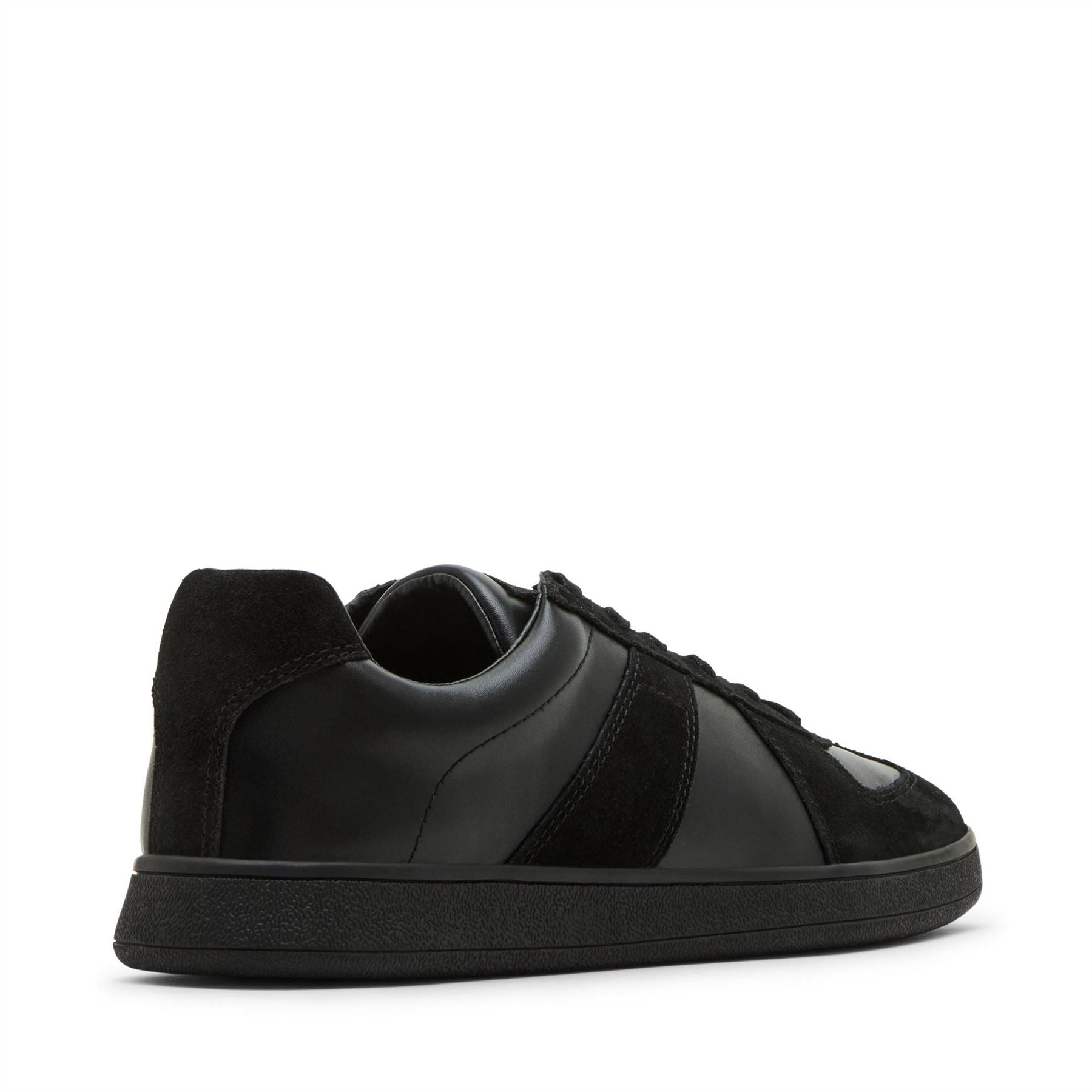 Steve Madden Waltor Court Lace Up Low Top Sneakers