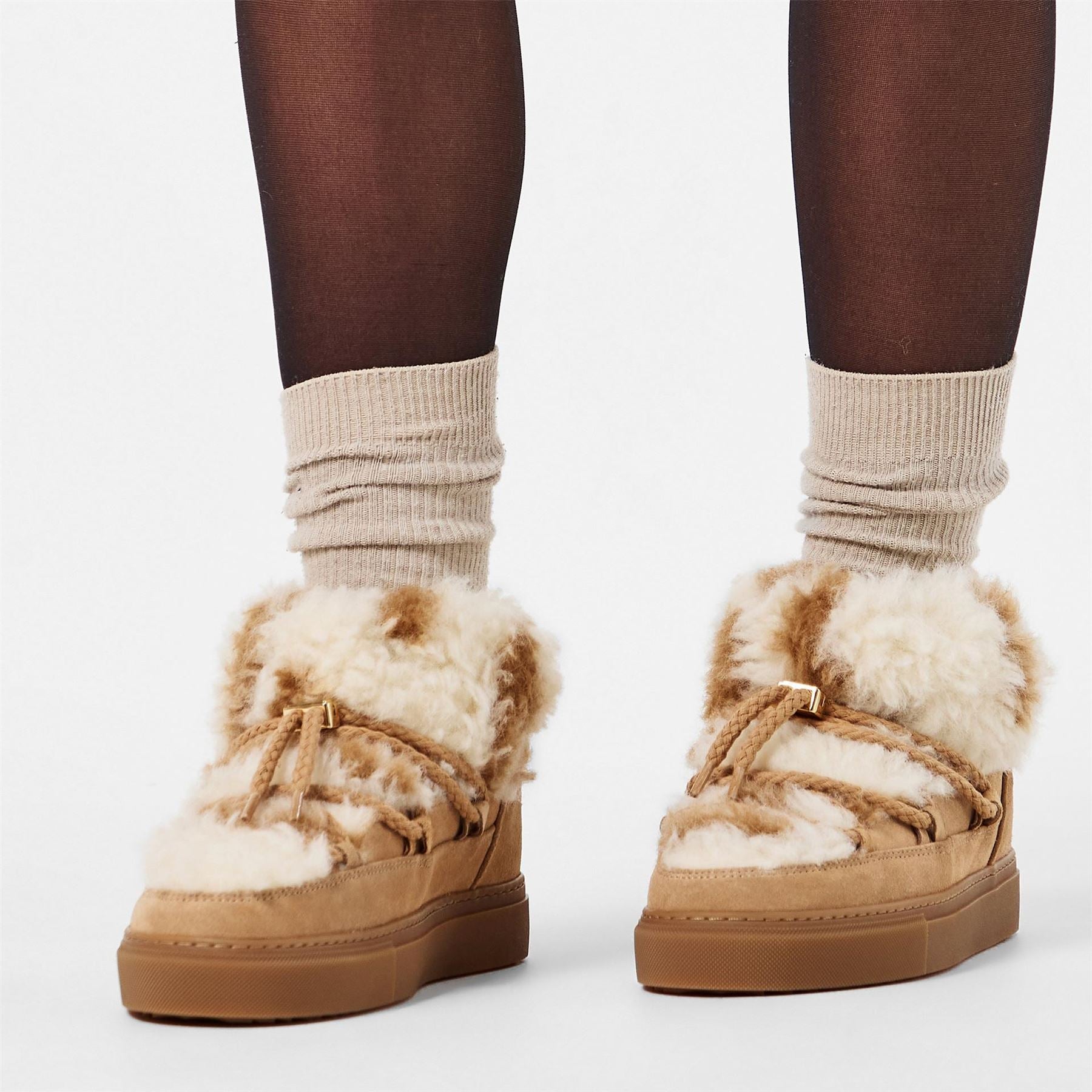 Inuikii Teddy Low Snug Boots Lace Up Flats