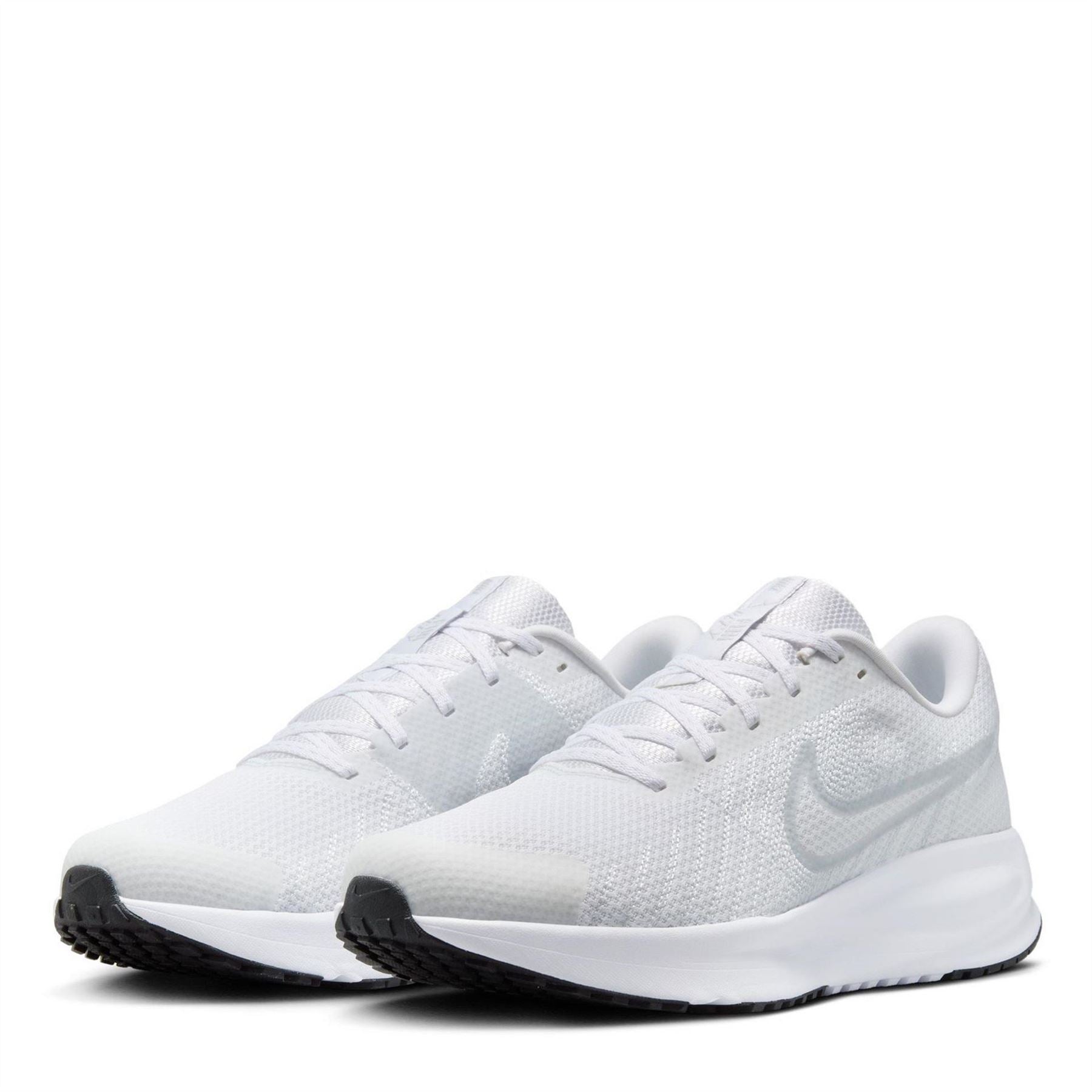 Nike Run Defy Low Top Sneakers