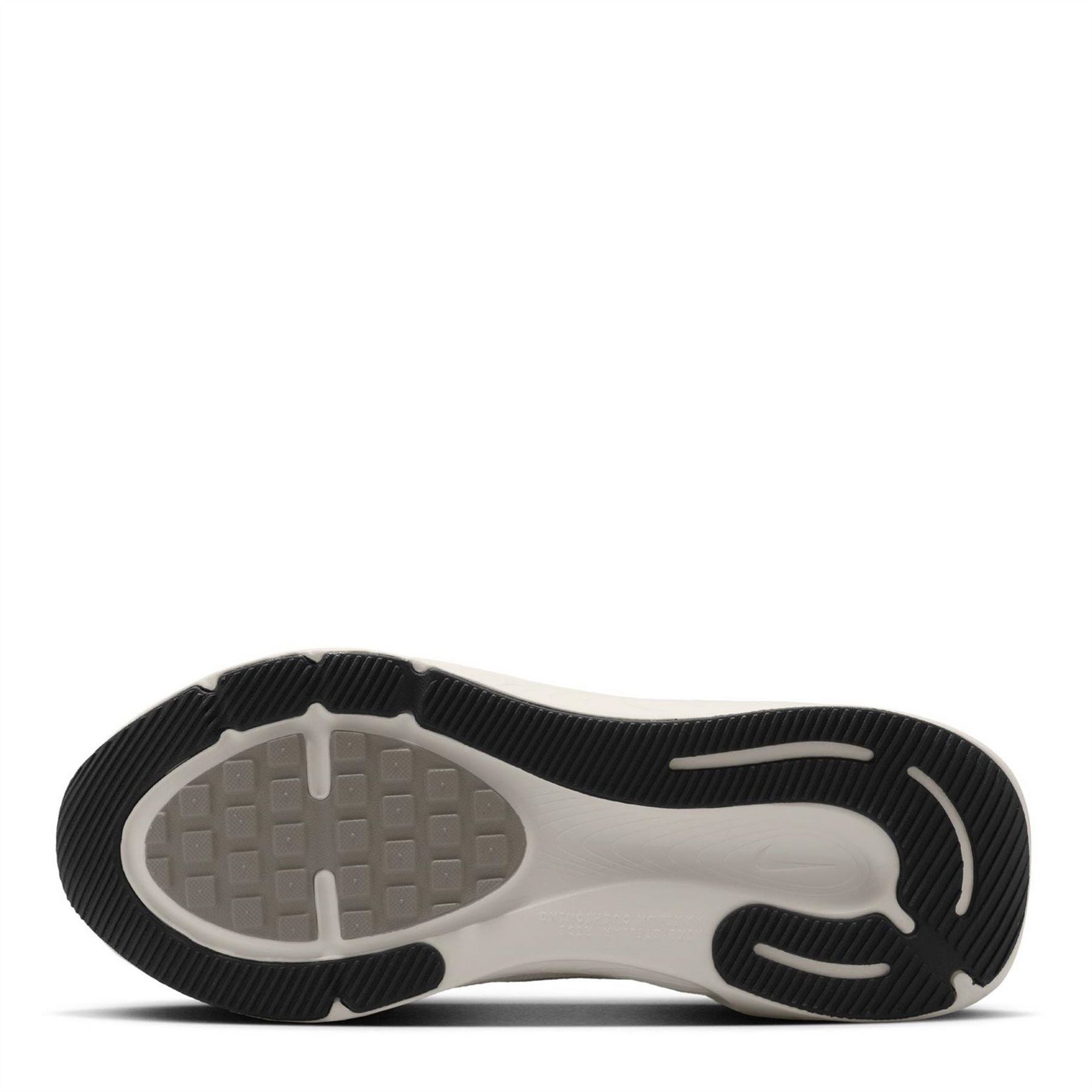 Nike Stellar Ride Low Top Sneakers with Lace-Up Closure