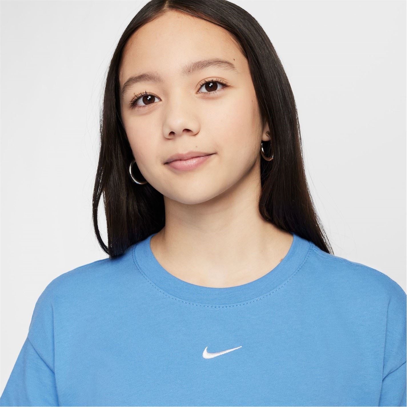 Nike Sportswear Big Kids (girls) T-Shirt