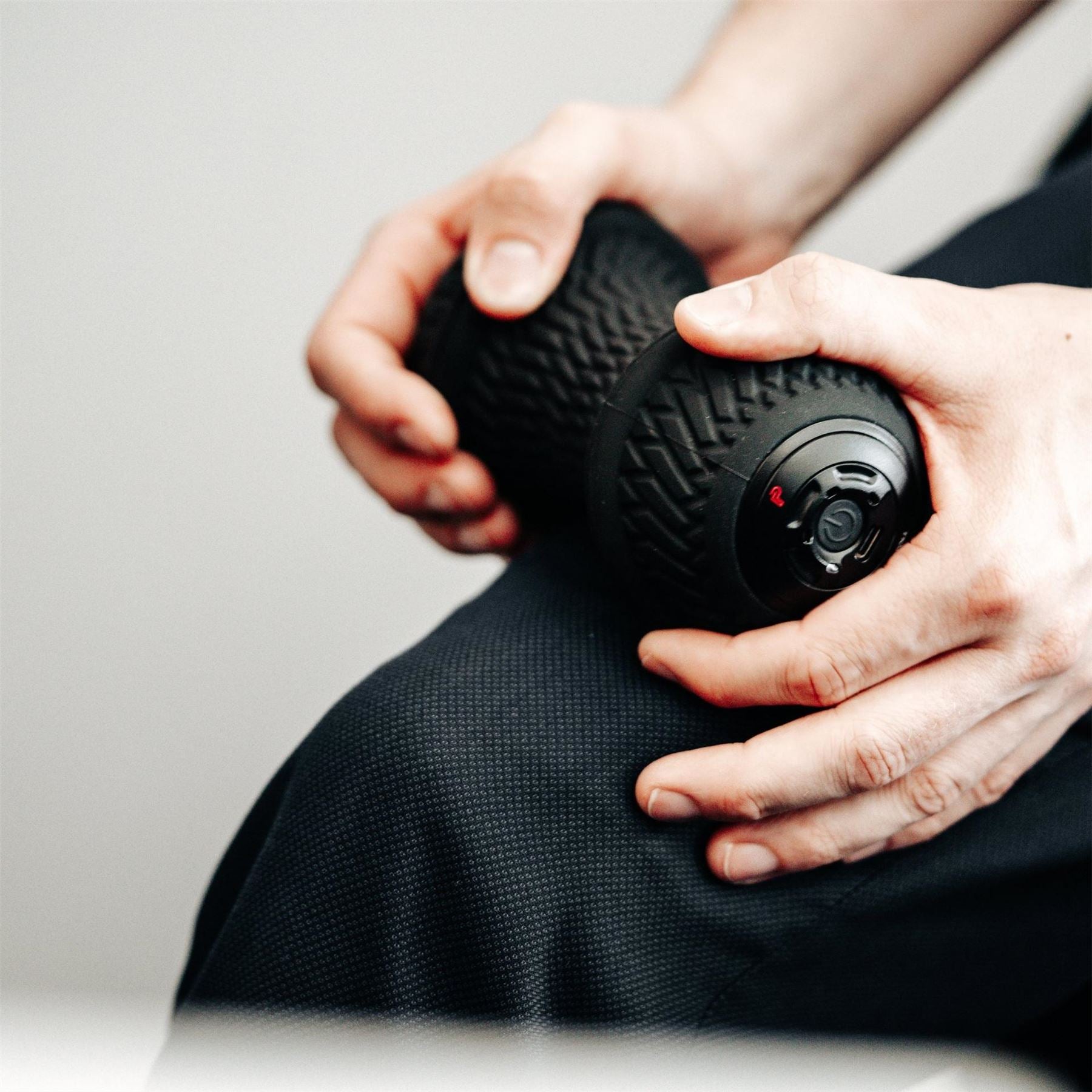 Pulseroll Duo Vibrating Peanut Roller