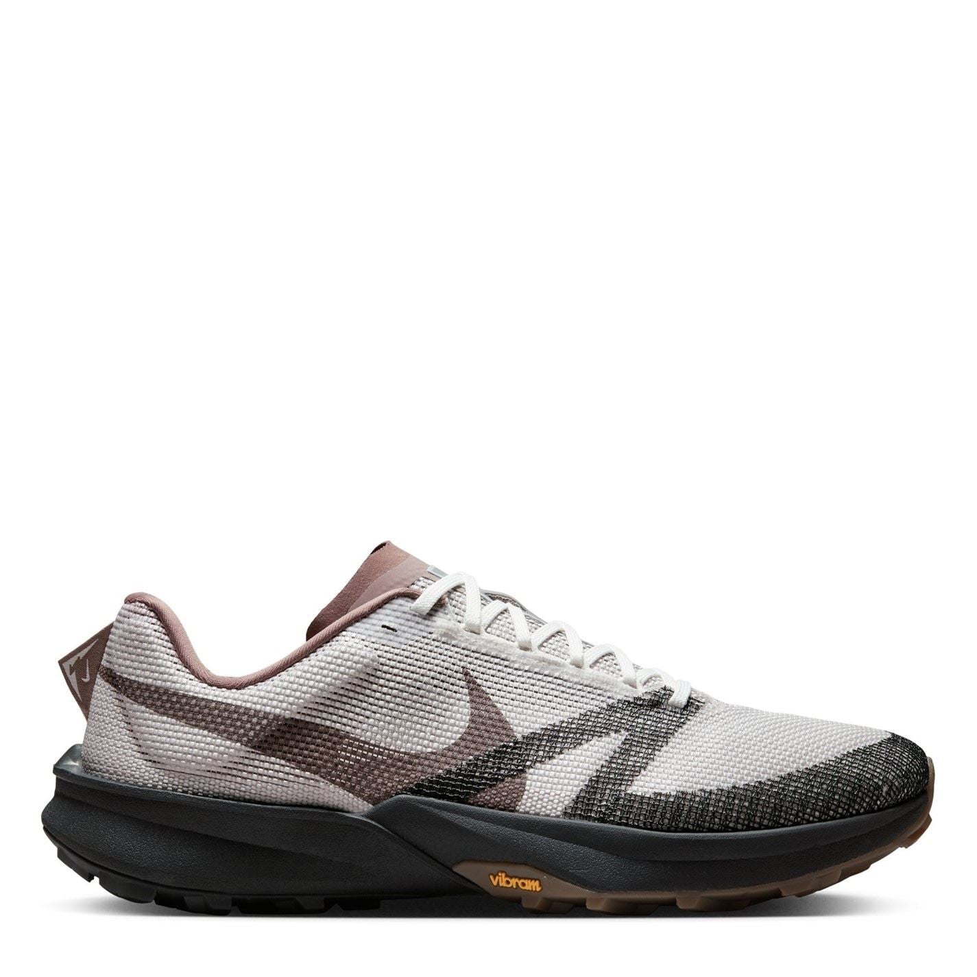 Nike Terra Low Top Sneakers