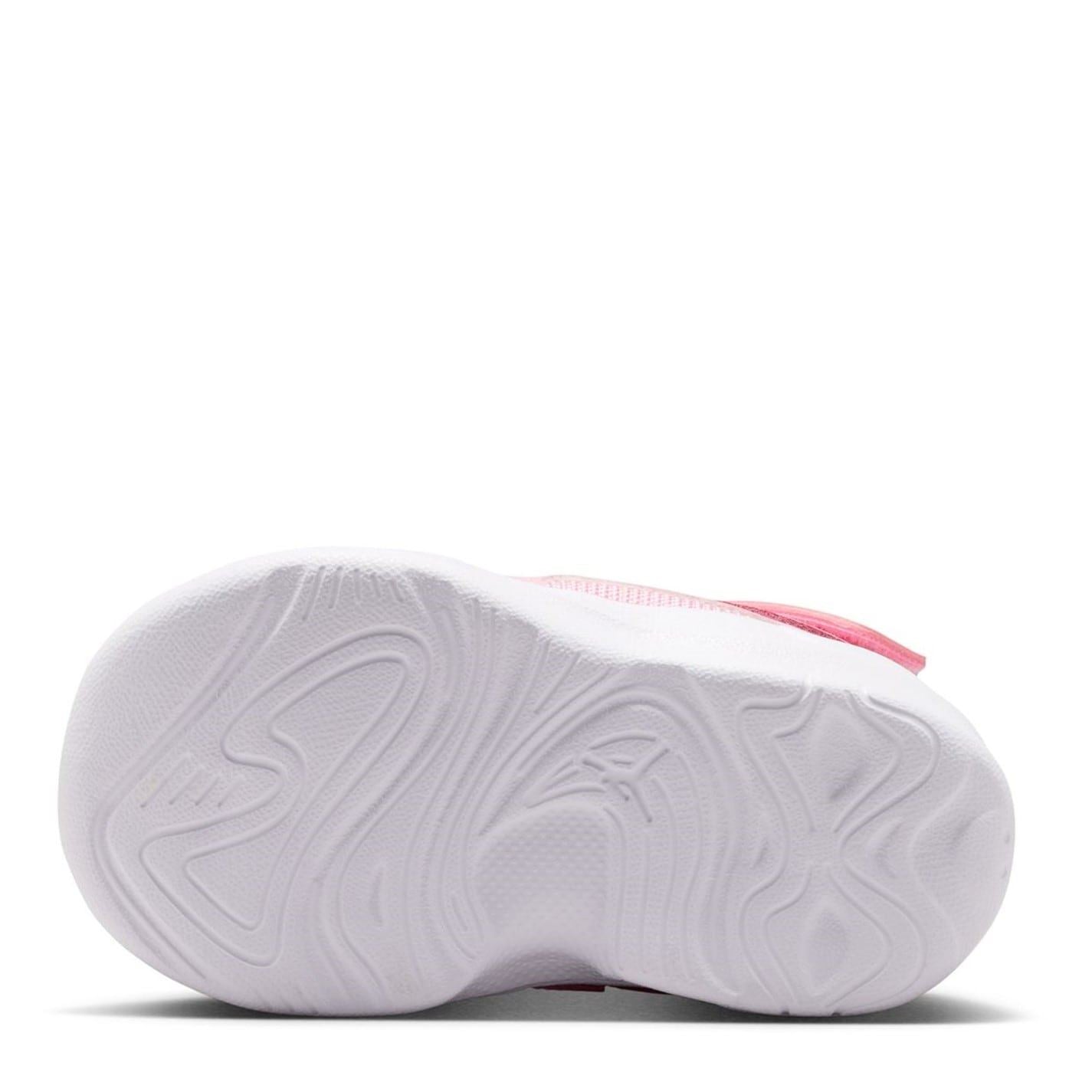 Air Jordan Max Aura 7 Mid Top Lace-Up Sneakers