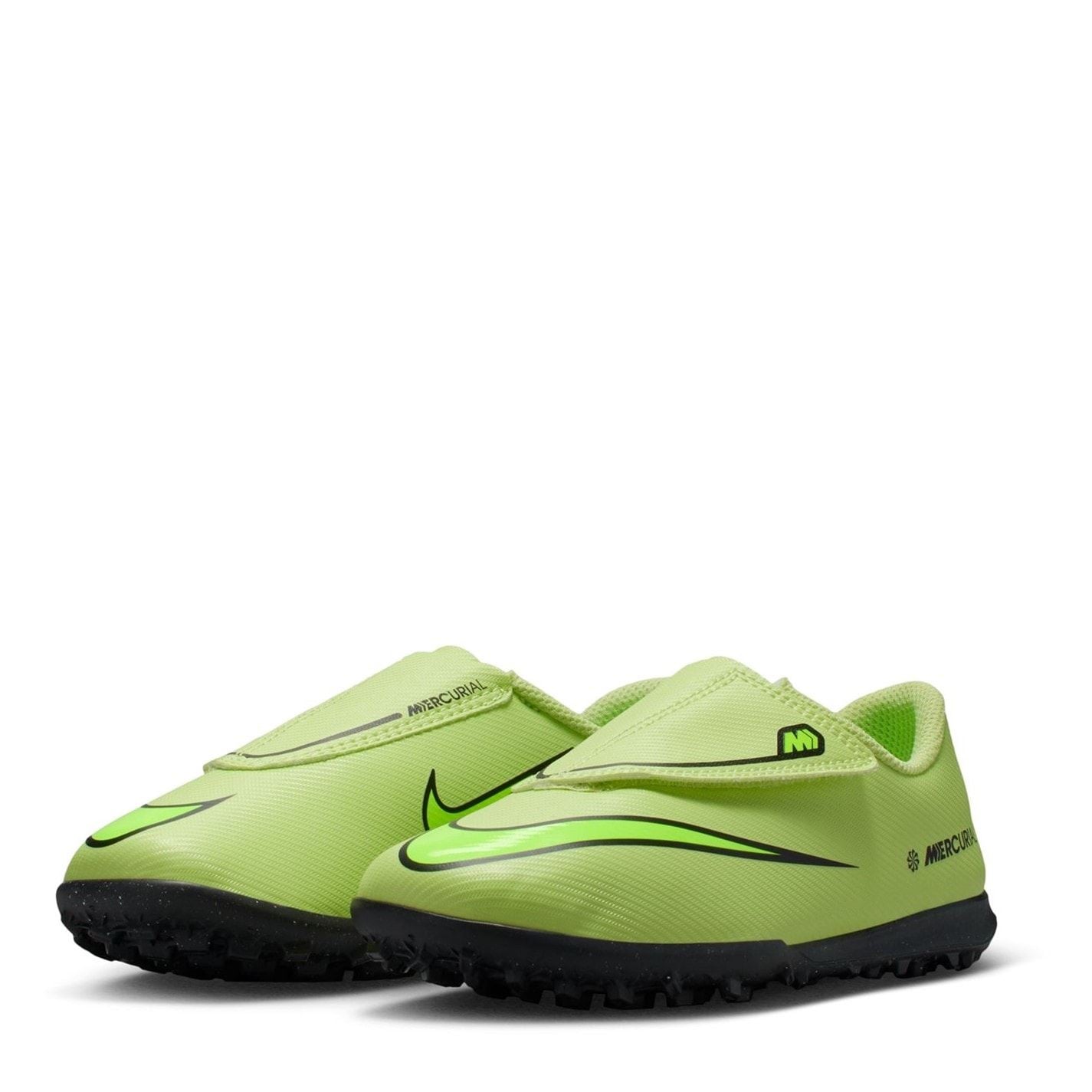 Nike Mercurial Vapour 16 Club Childrens Astro Turf Football Boots