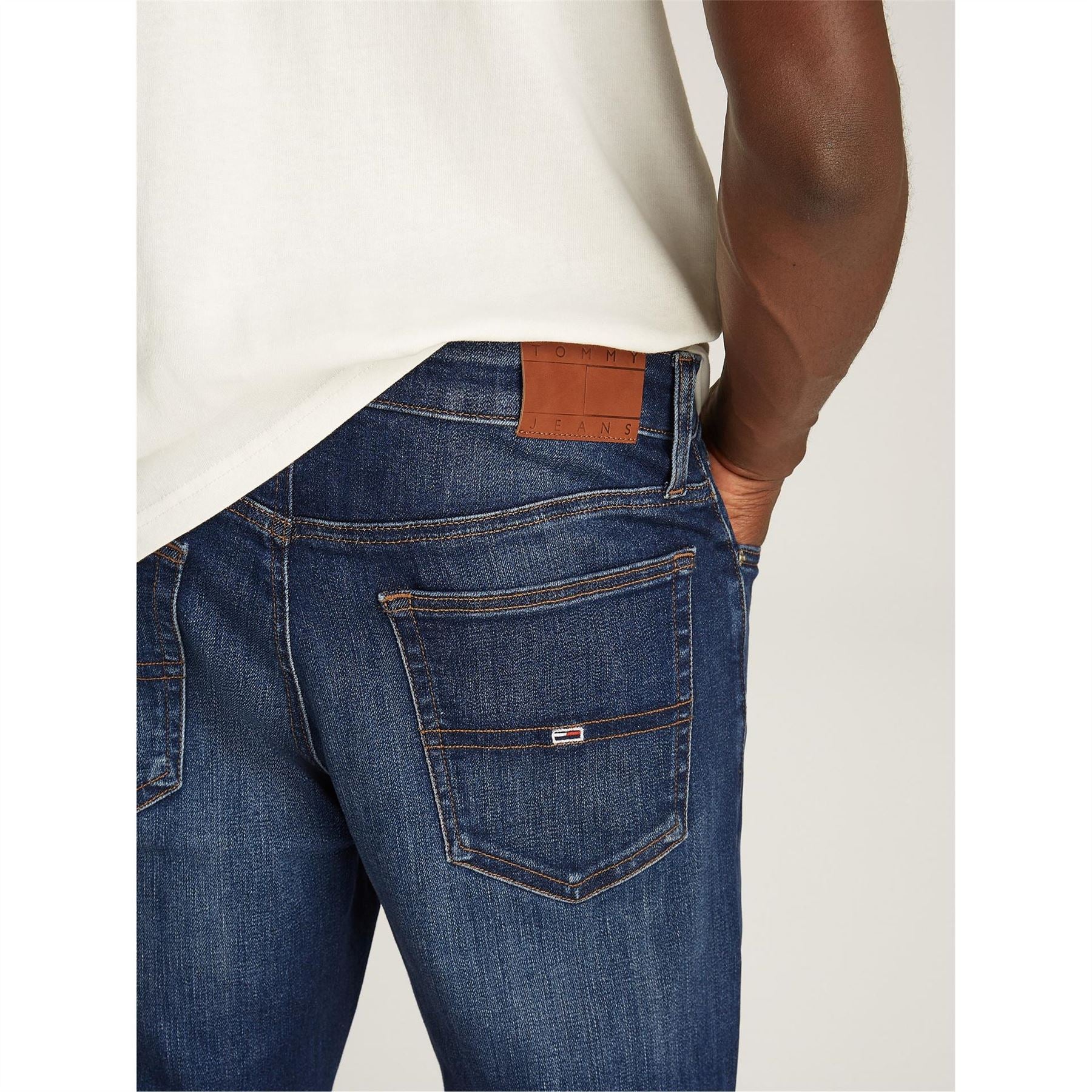 Tommy Jeans Ryan Straight Leg Jeans