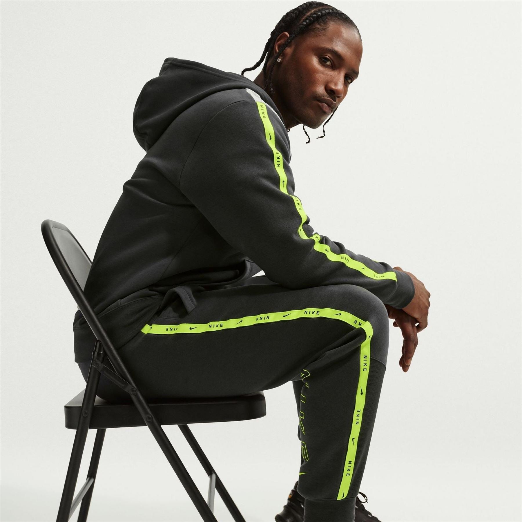 Nike Closed Hem Fleece Joggers