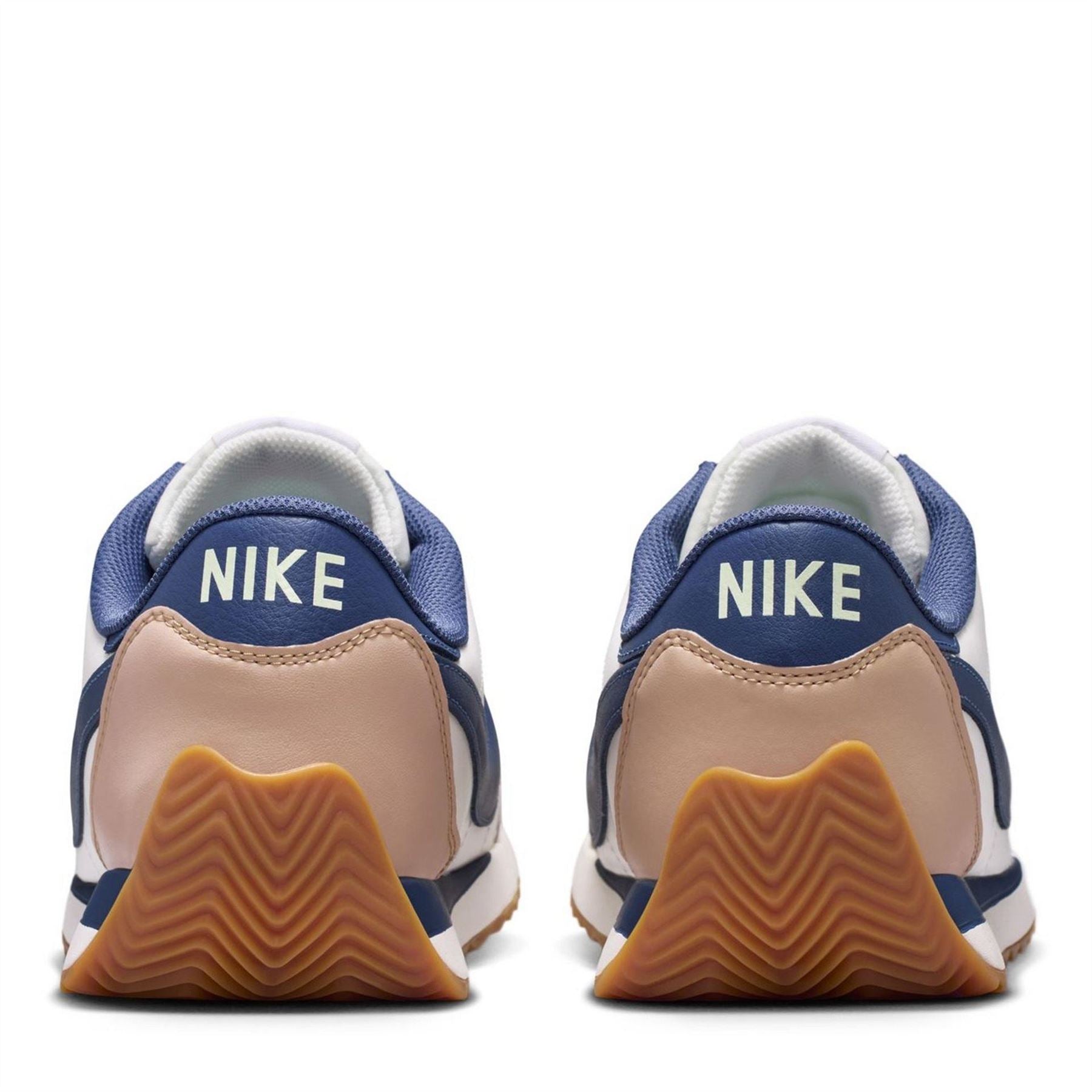 Nike Low Heel Round Toe Low Top Sneakers