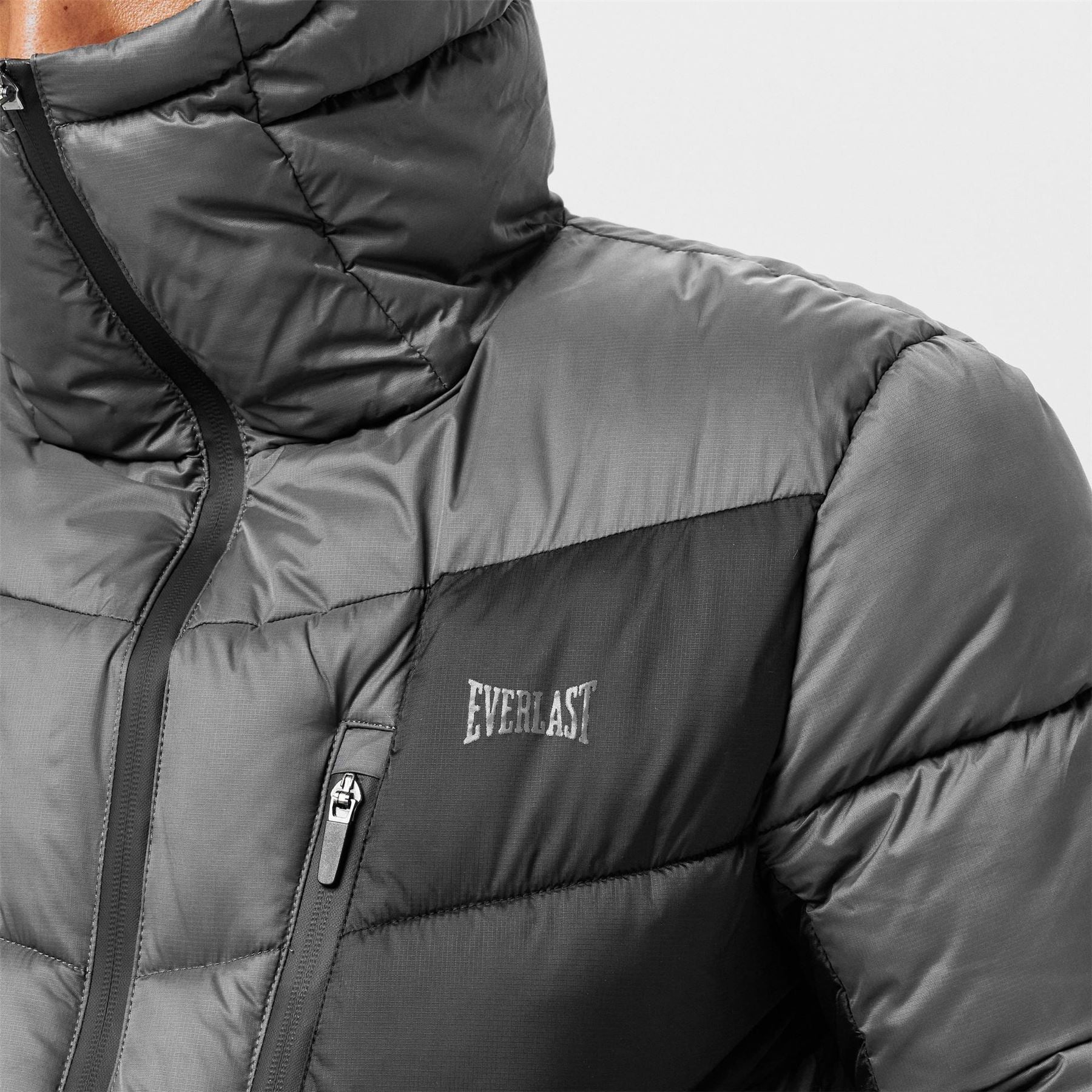 Everlast Tech Hooded 550 Fill Power 4 Pockets Full Zip Long Sleeve Short Puffer Jacket