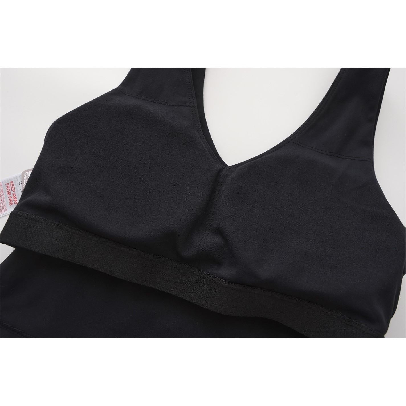 LA Gear Med Impact Cropped Snug Fit Bra