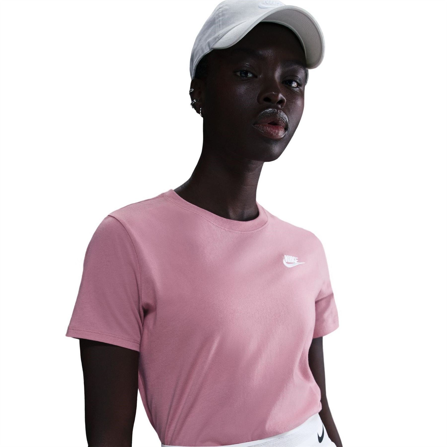 Nike Womens Sportswear Club T-Shirt