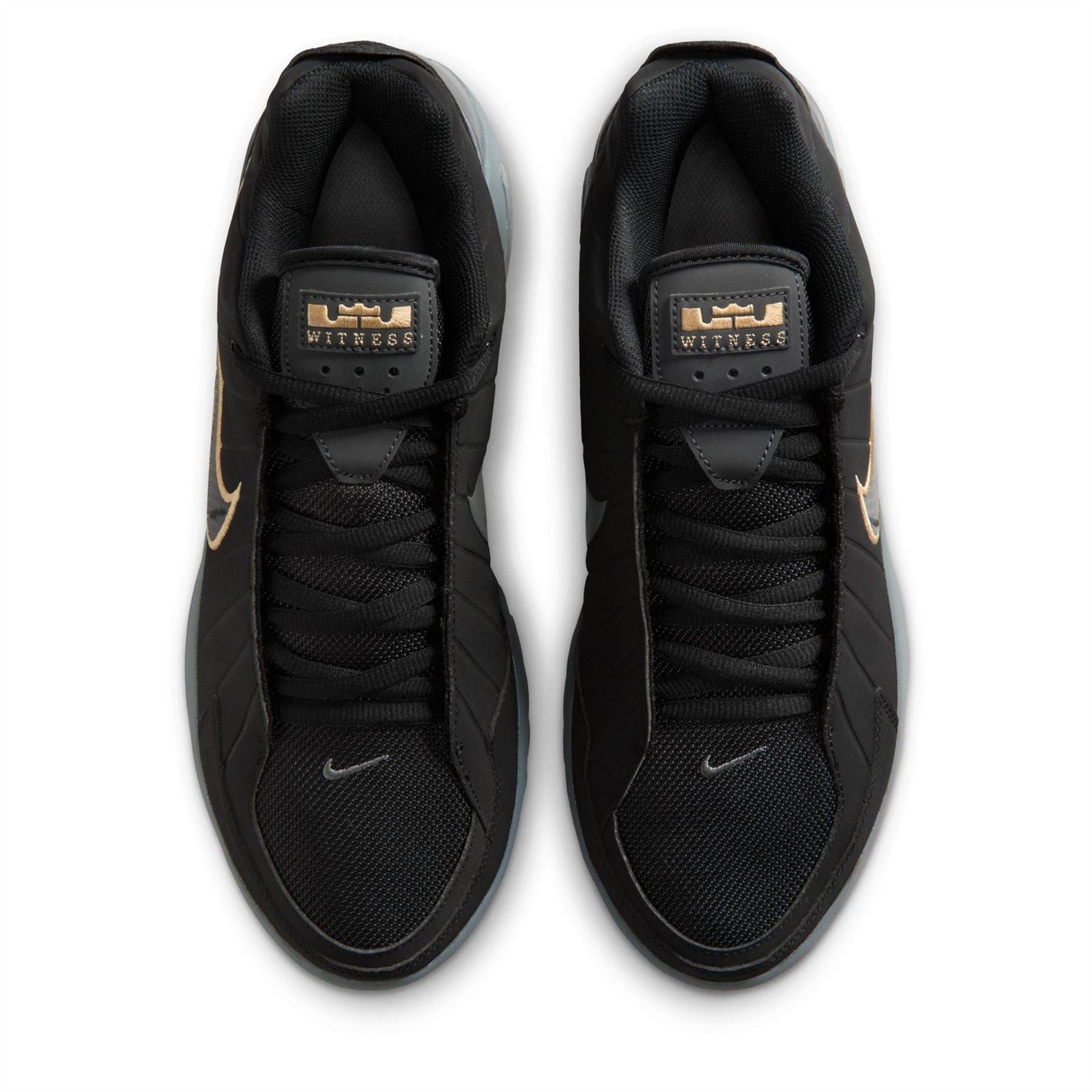 Nike Witness 9 Low Top Lace-Up Sneakers