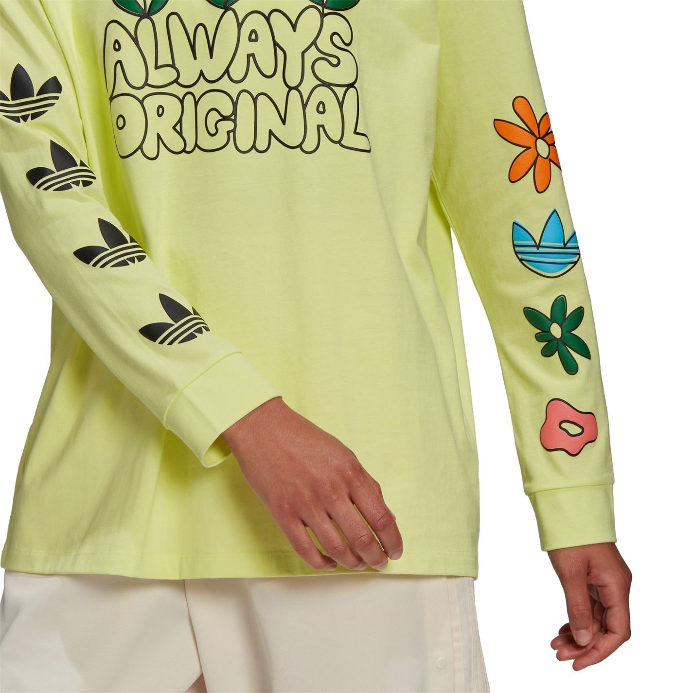 adidas Originals Graphic Long Sleeve Crew Neck T-Shirt