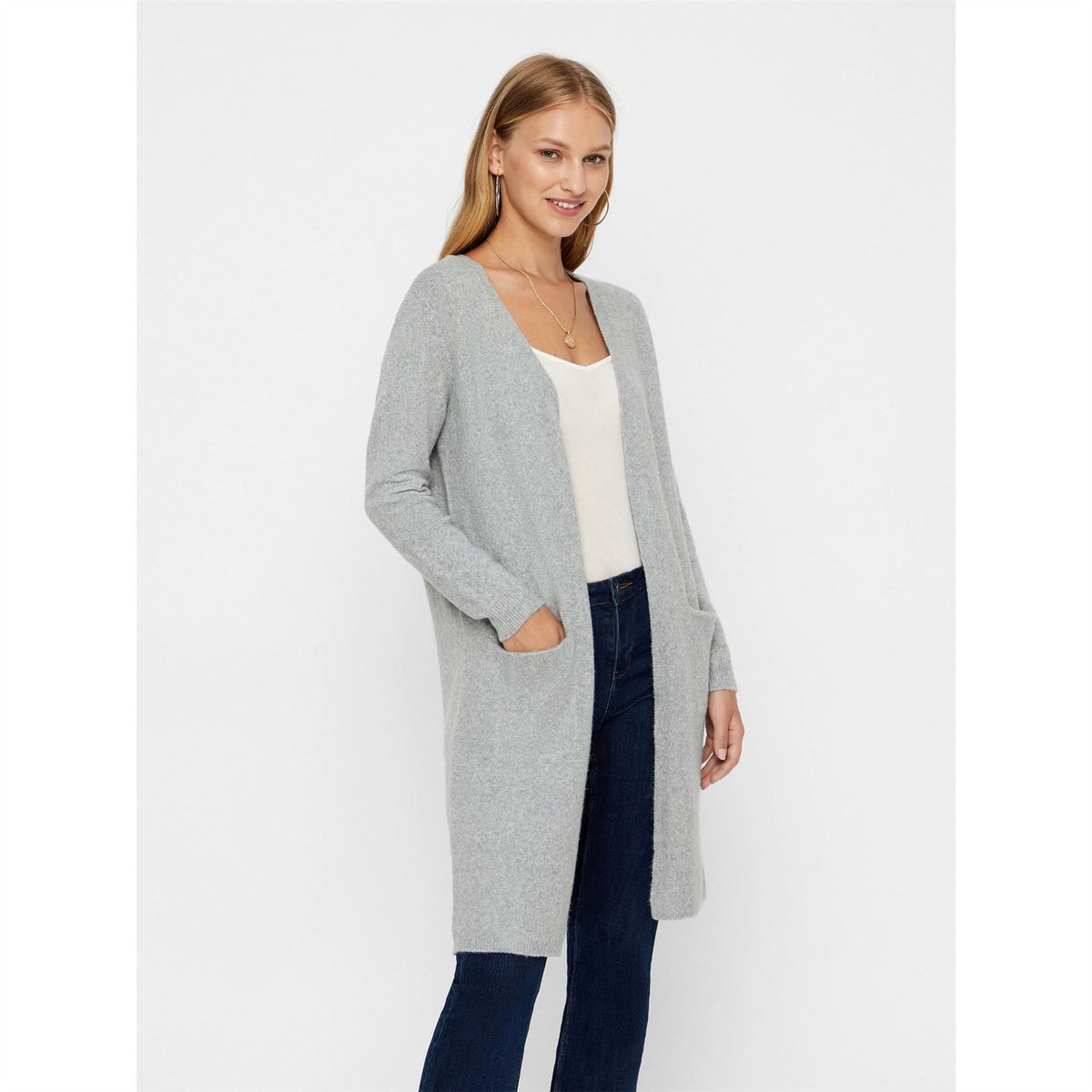 Vero Moda Doffy V-Neck Relaxed Fit Long Sleeve Sweater