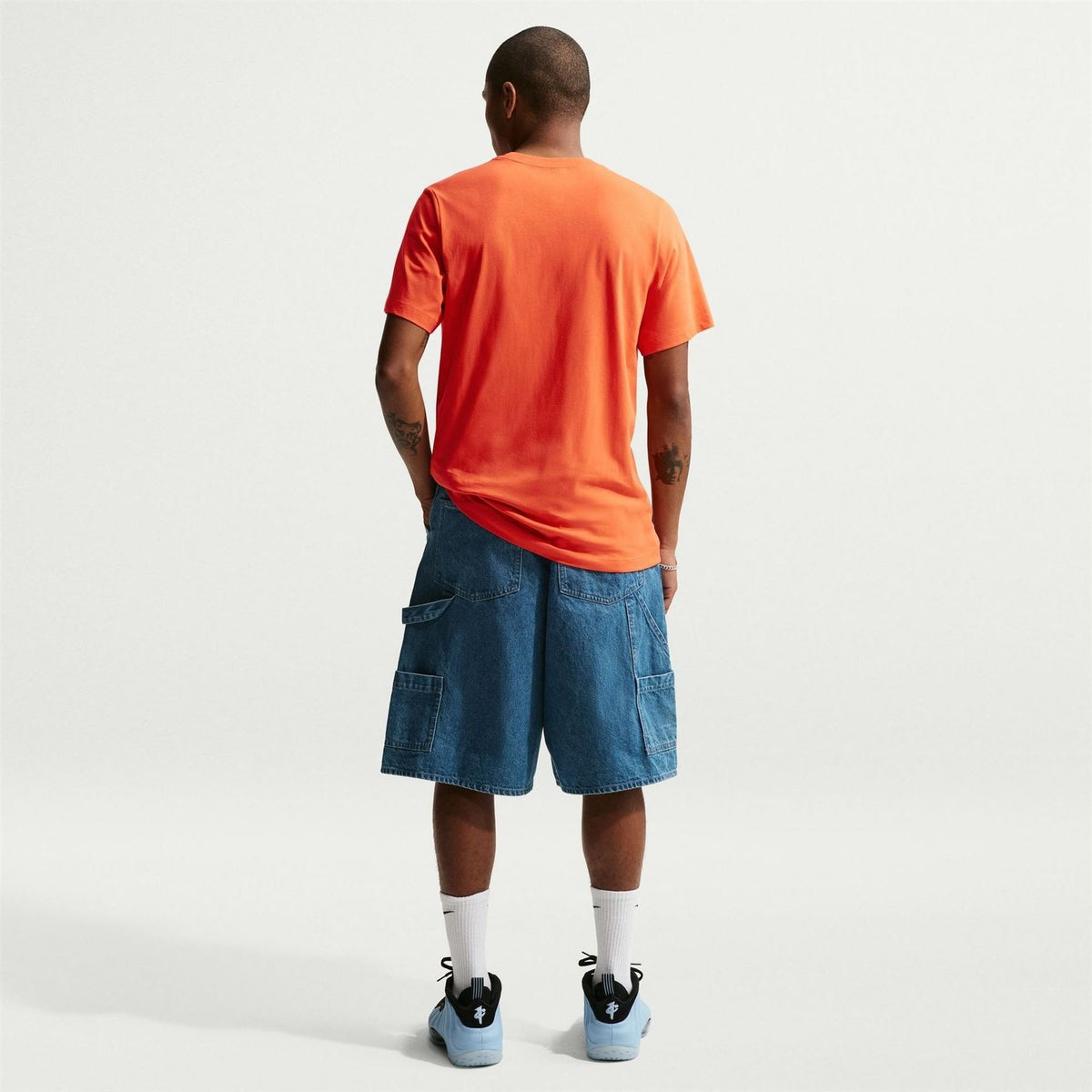 Nike Mens Sportswear Club T-Shirt