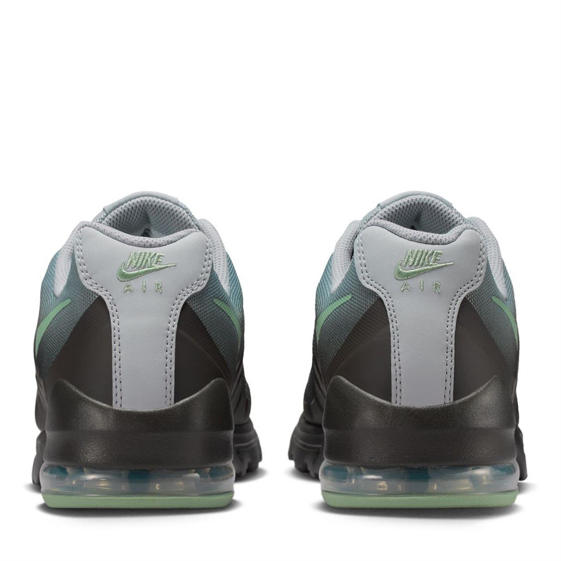 Nike Mens Air Max Invigor Trainers