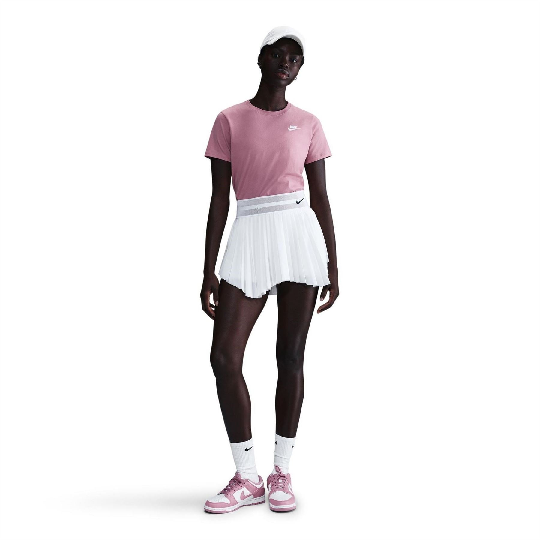 Nike Womens Sportswear Club T-Shirt