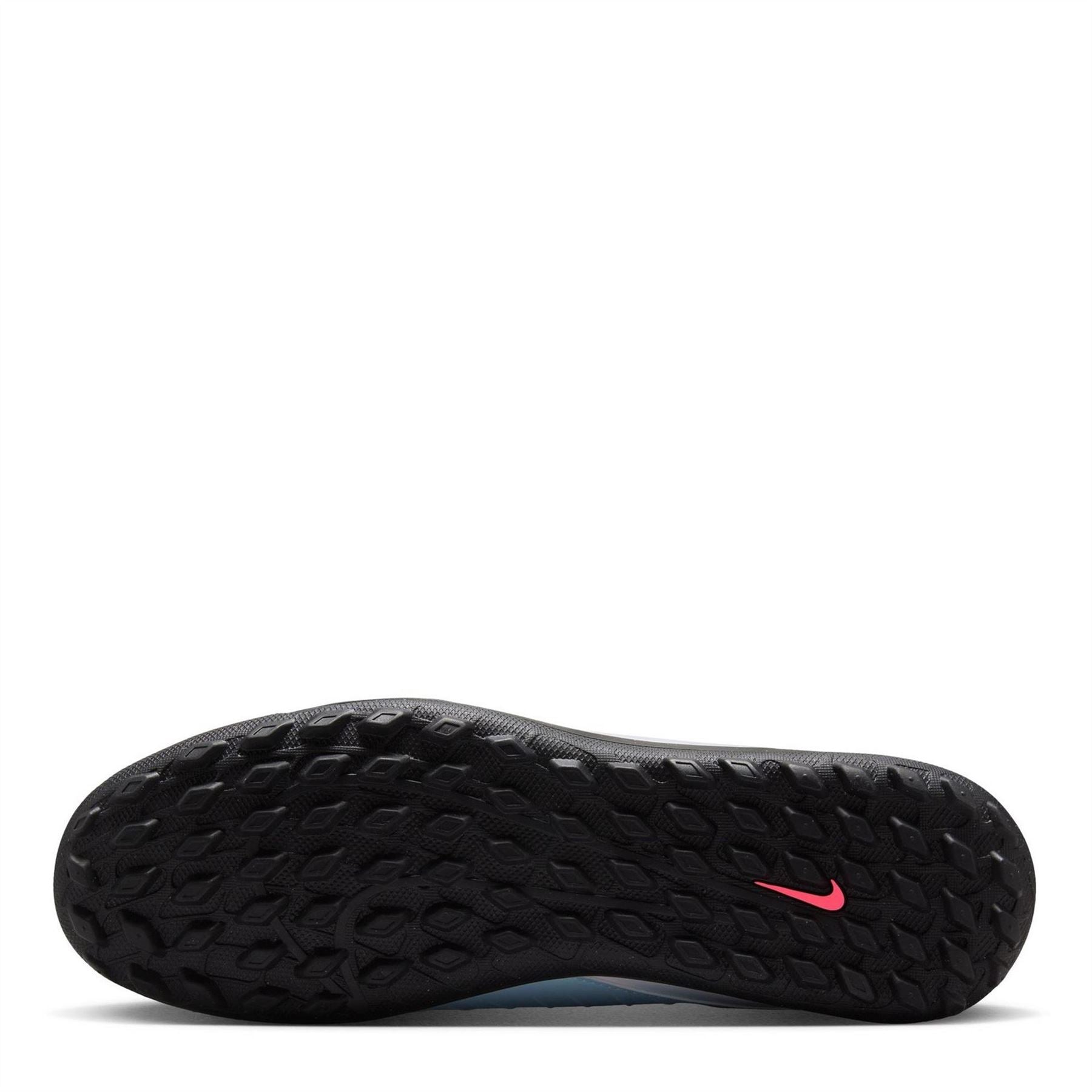 Nike Phantom Gx Ii Club Astro Turf Football Boots
