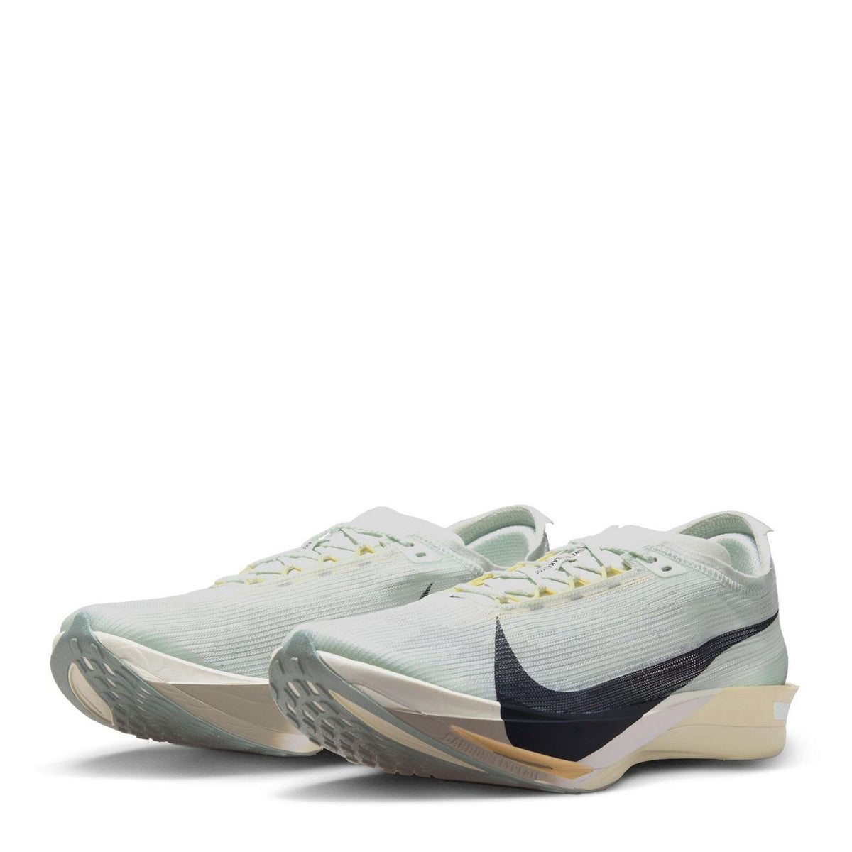 Nike Mens Streakfly 2 Road Running Shoes