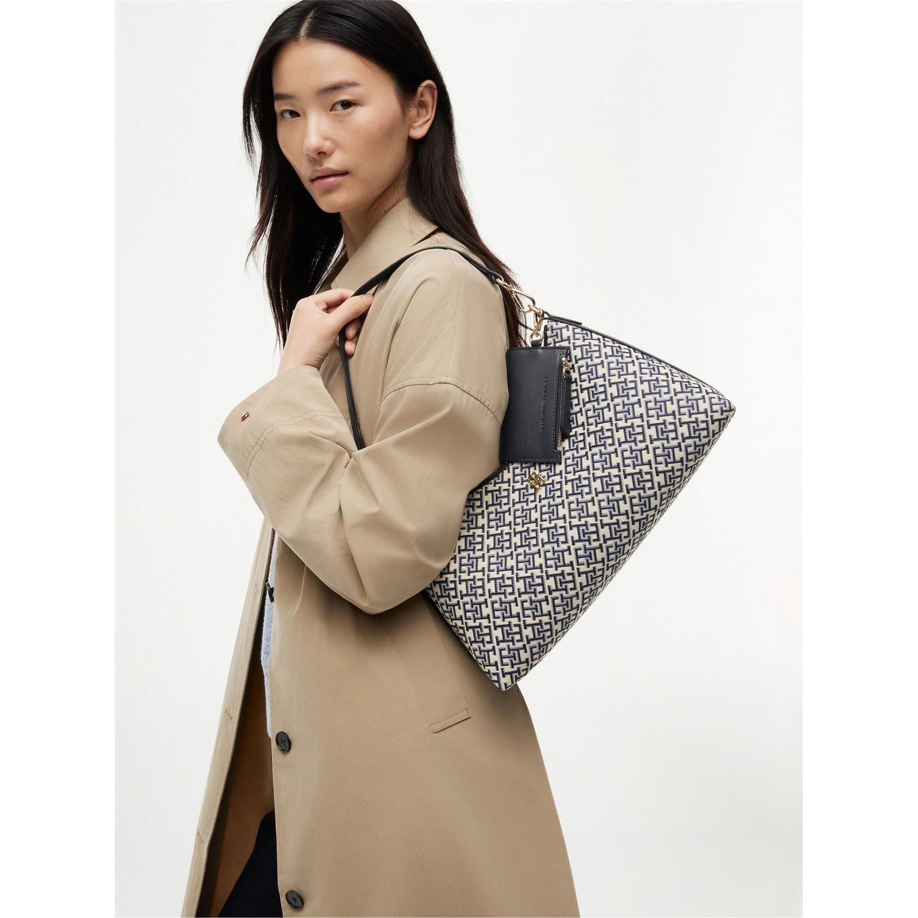 Tommy Hilfiger Shoulder Bag