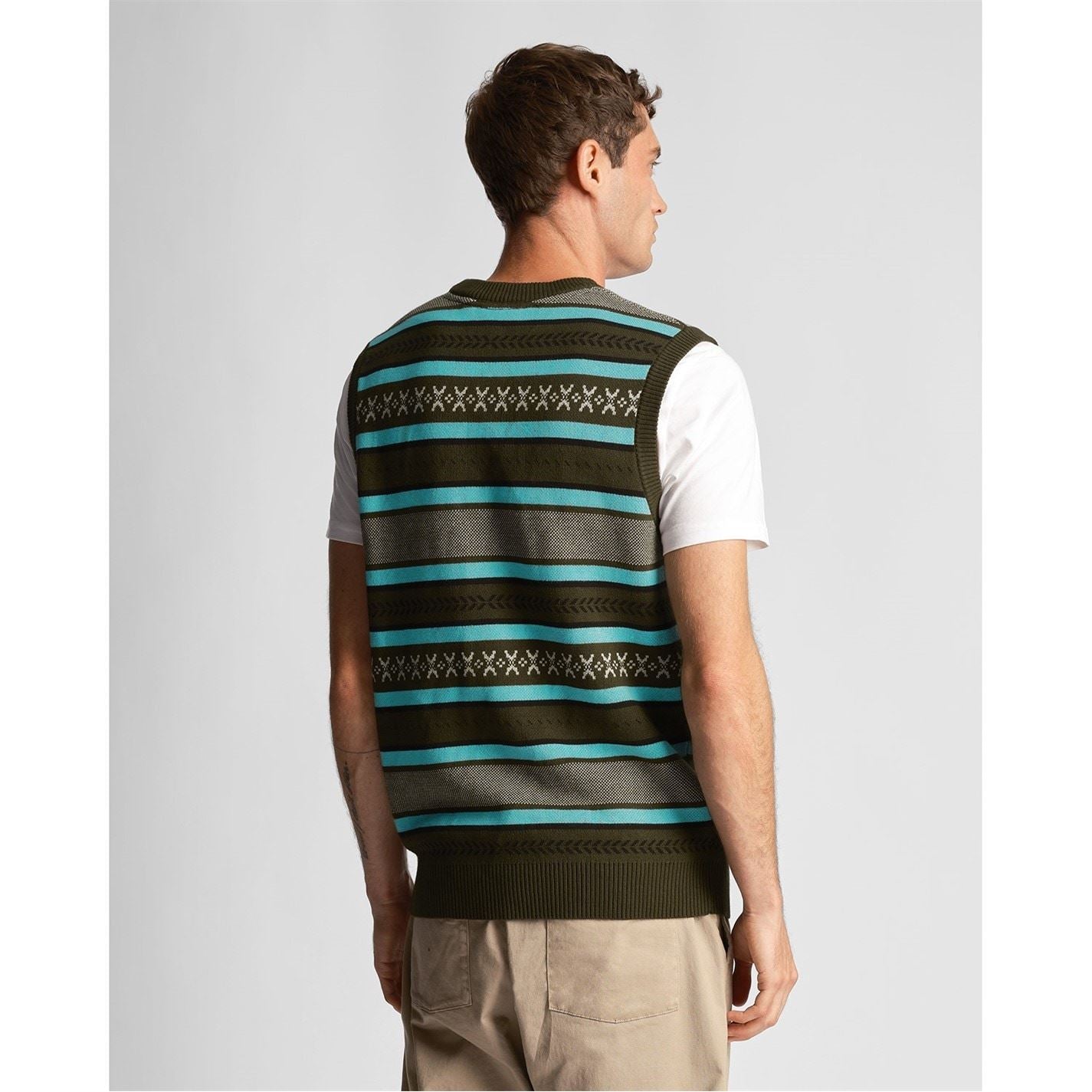 Lyle and Scott Glen Fair Regular Fit Short Vest