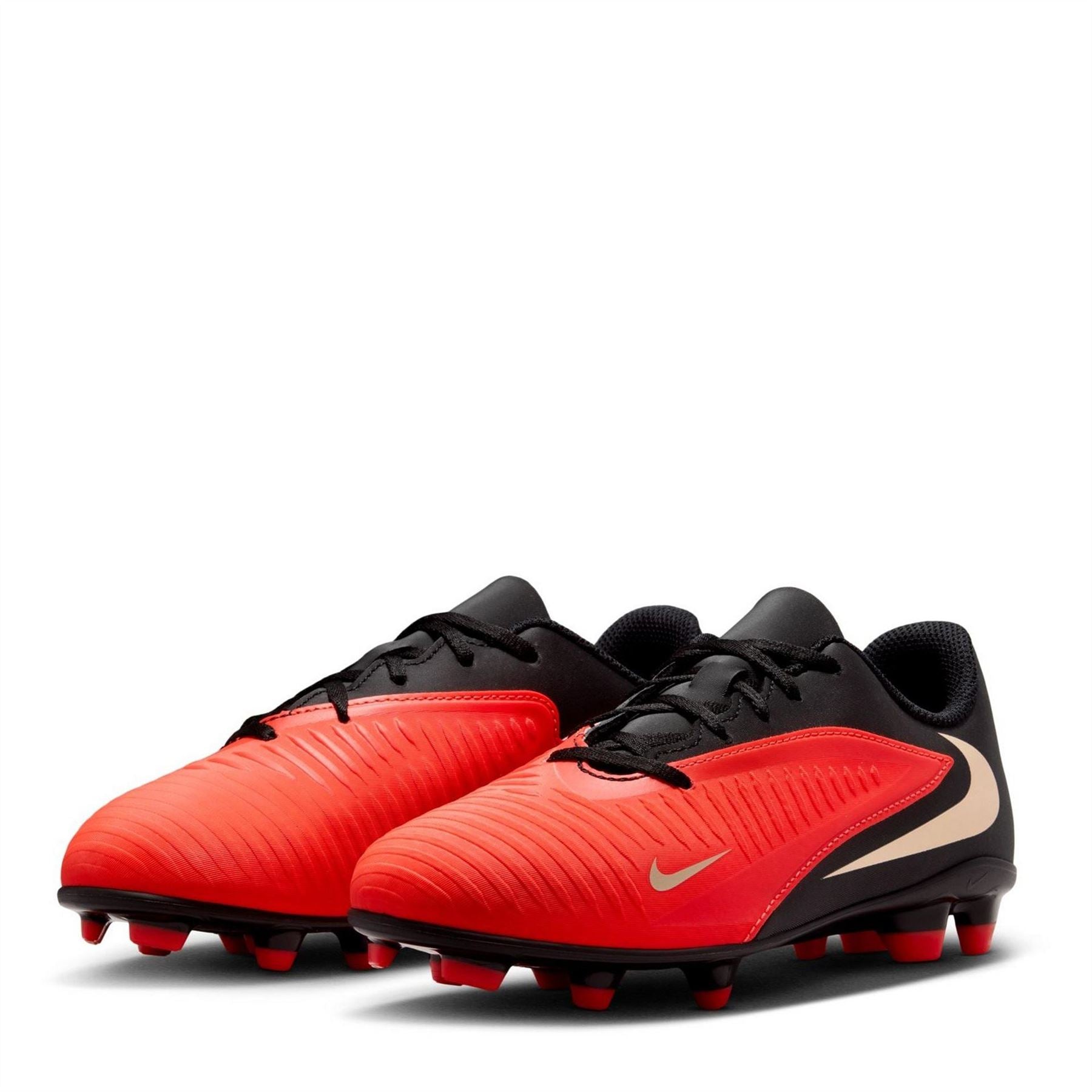 Nike Phantom 6 Club Juniors Multi Ground Football Boots