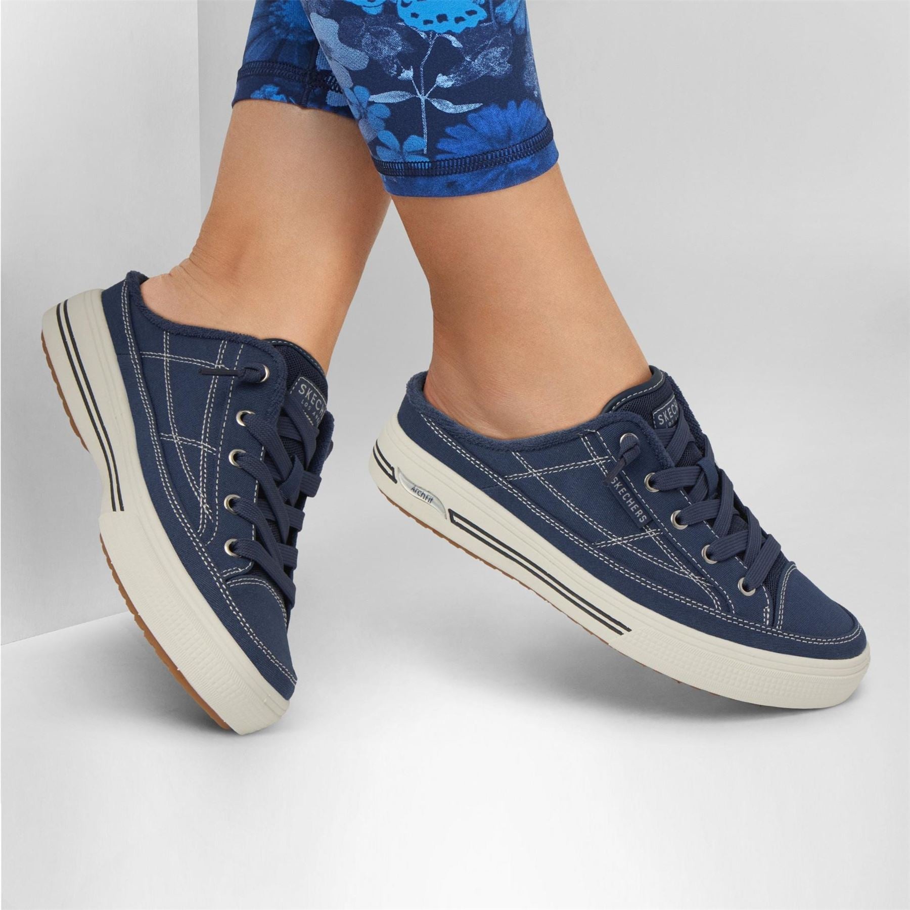 Skechers Arch Fit Sneakers Lace Up Stitched Toe Mules