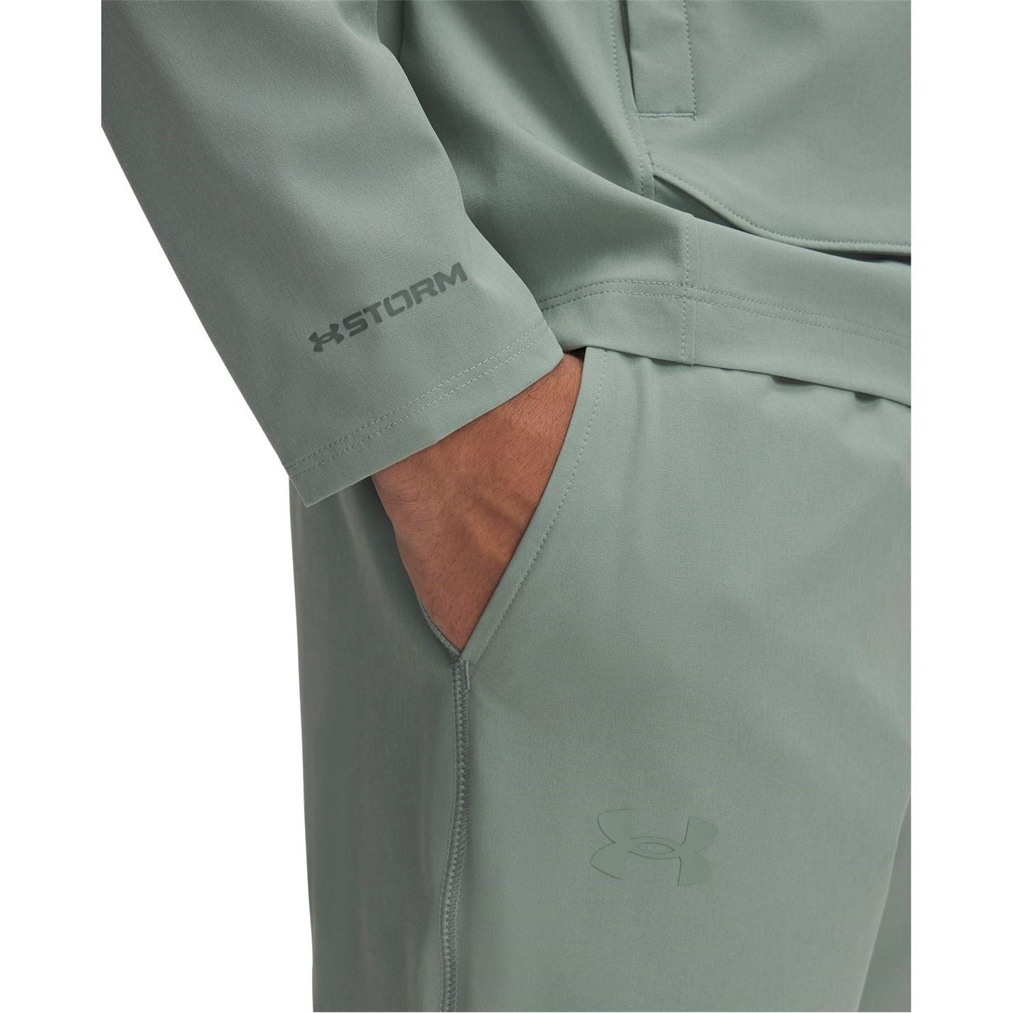 Under Armour Mens Armour Outrun The Storm Jacket Running