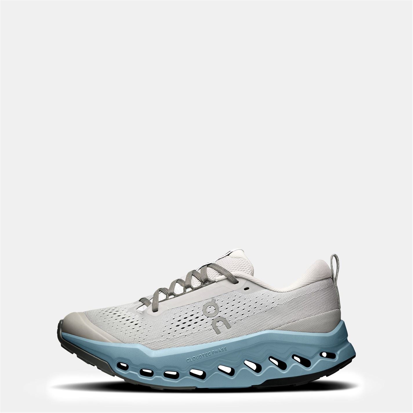 On Cloudsurfer Low Top Flat Heel Sneakers