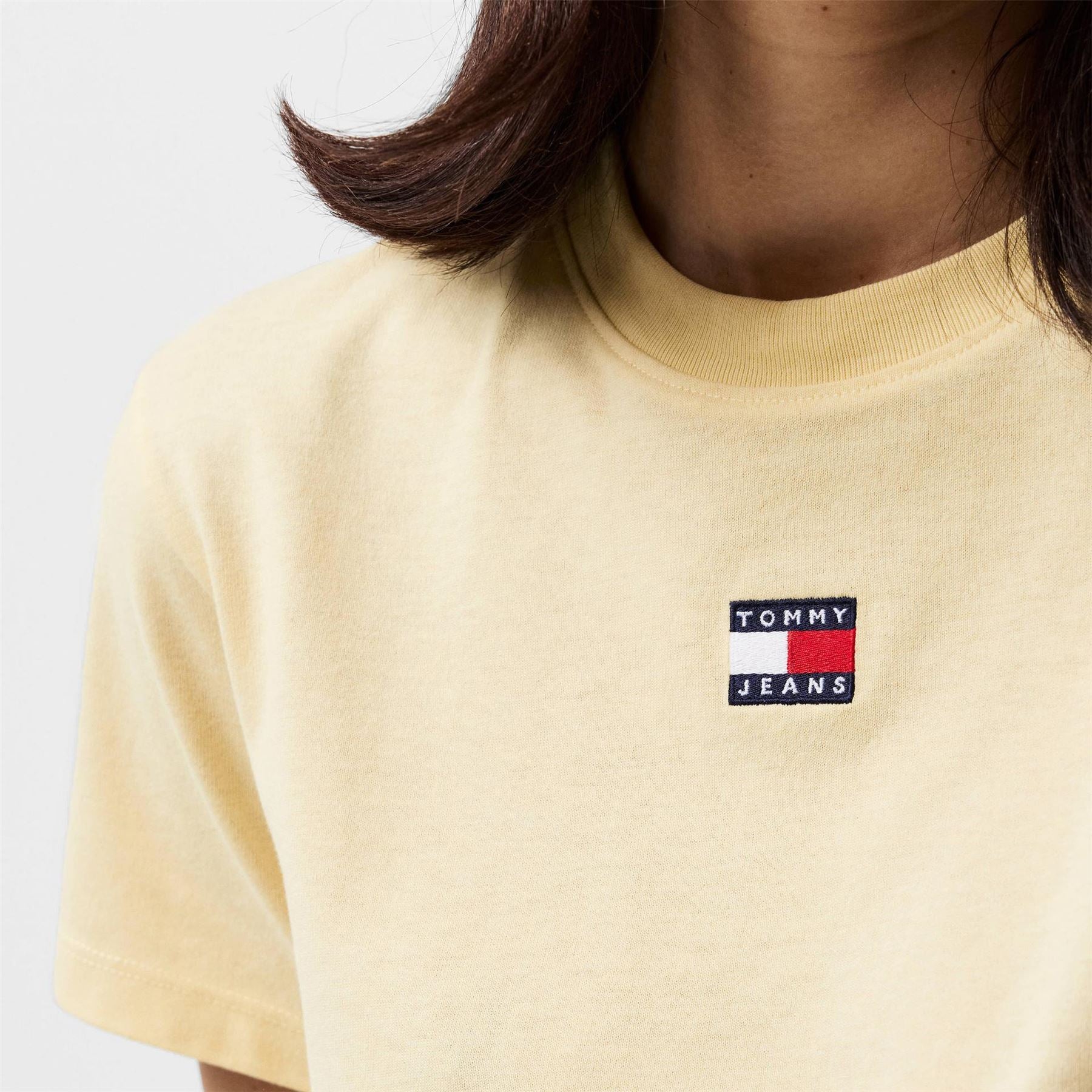Tommy Jeans Boxy Badge Regular Fit T-Shirt
